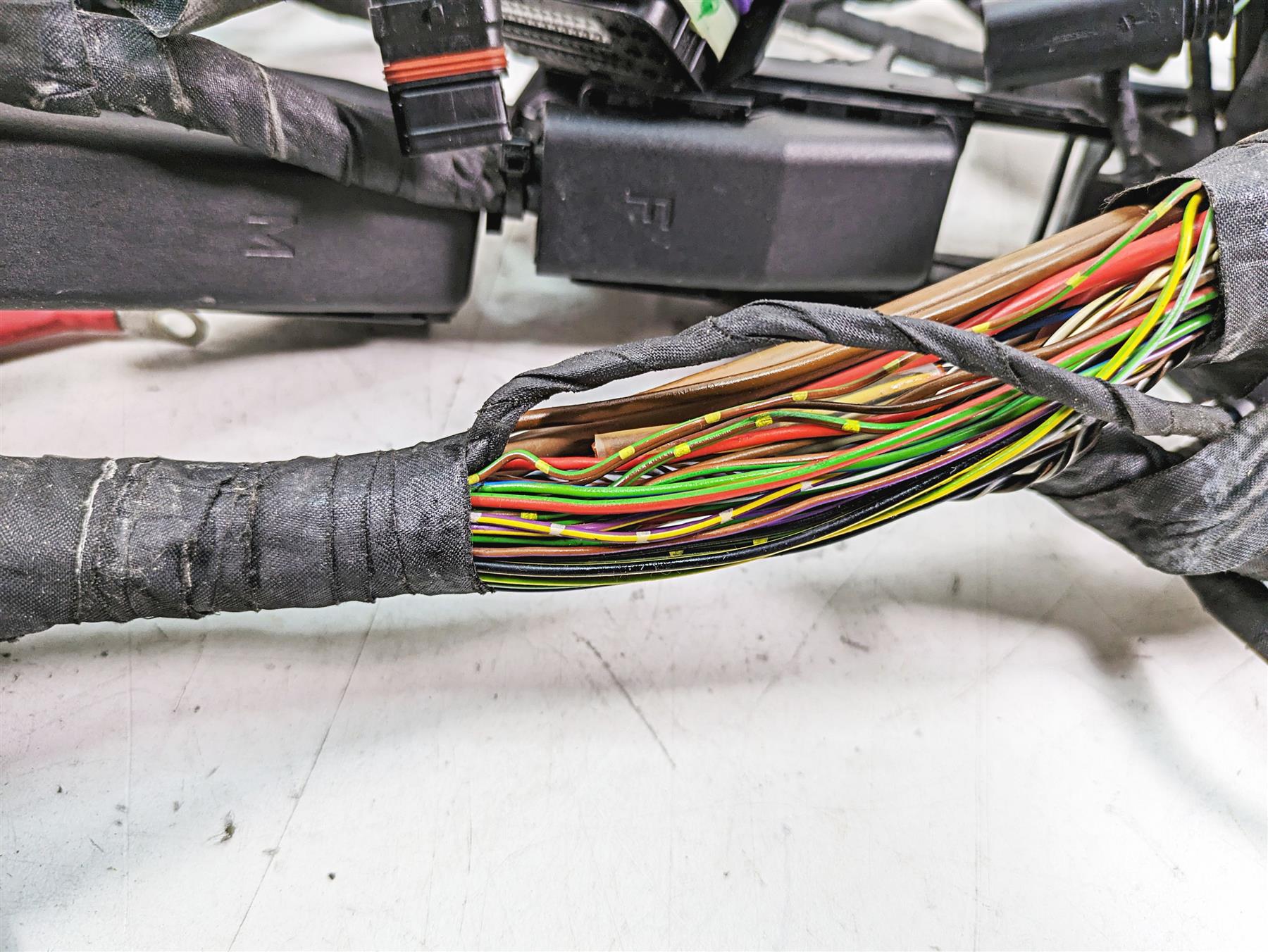 2007 BMW R1200GS K255 Adv K25 Main & Engine Wiring Harness - No Cuts 61117704196 - Image 9