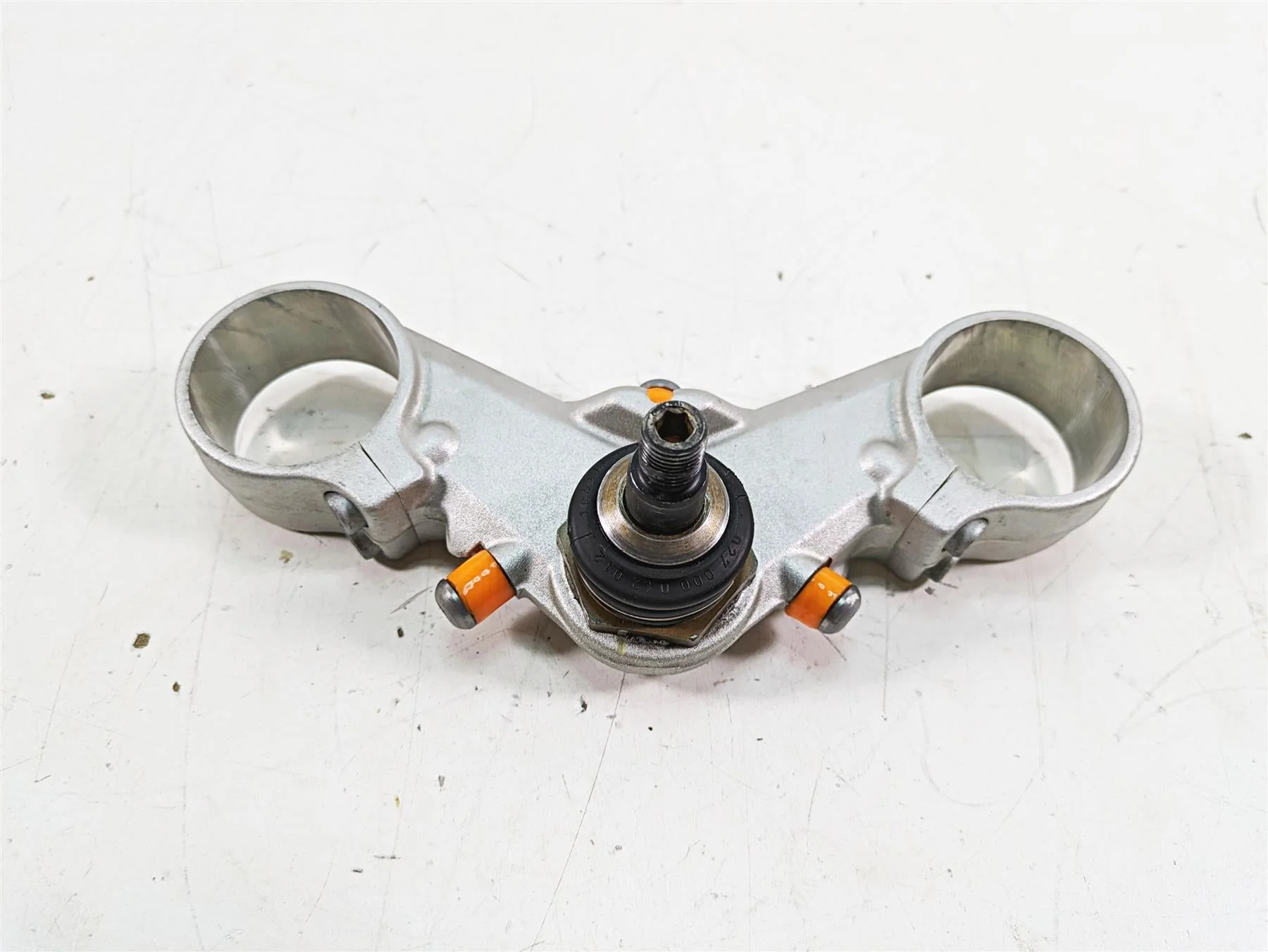 2007 BMW R1200GS K255 Adv Lower Triple Tree Steering Clamp 31427664956 7664962 - Image 3