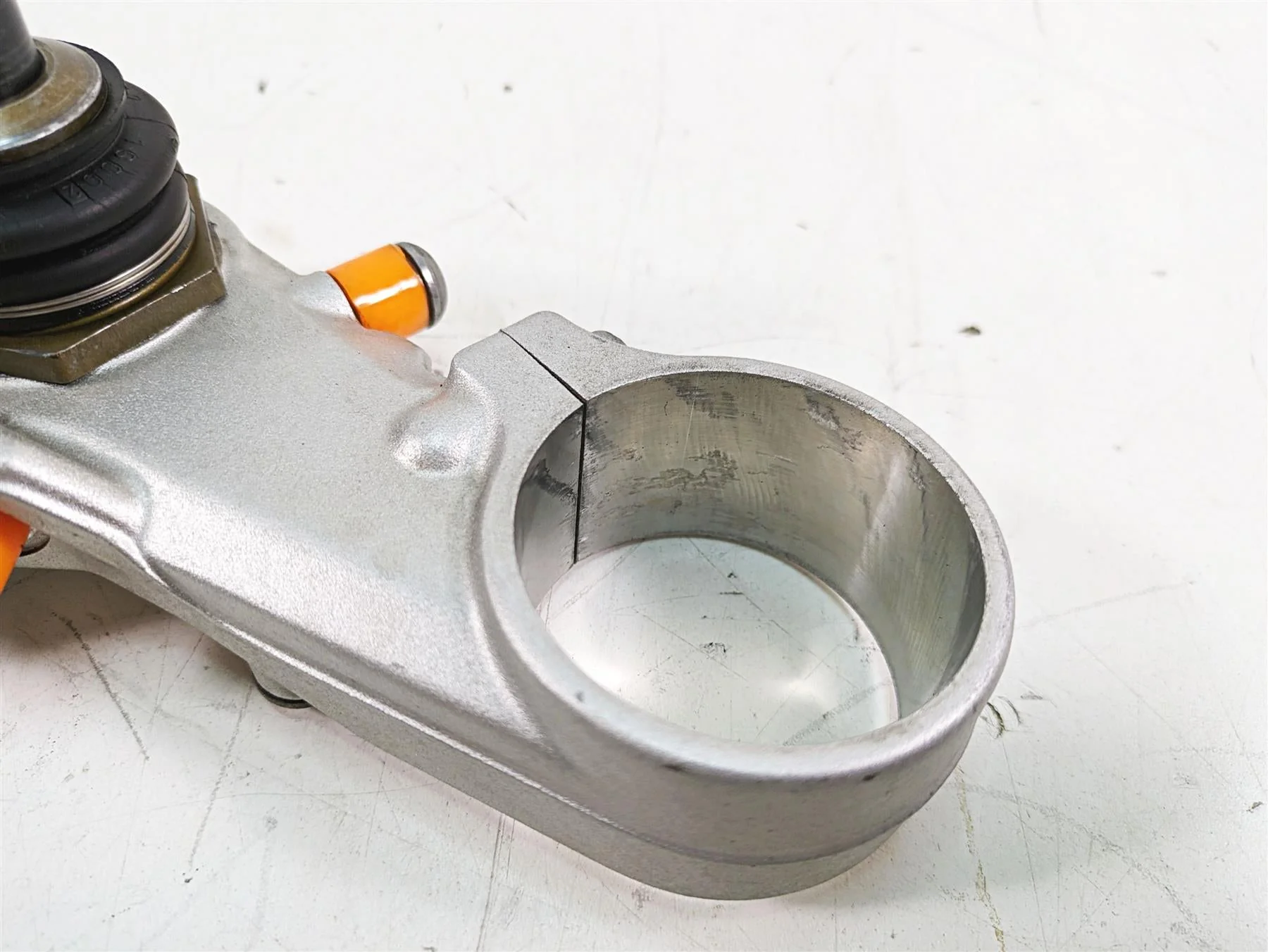 2007 BMW R1200GS K255 Adv Lower Triple Tree Steering Clamp 31427664956 7664962 - Image 6