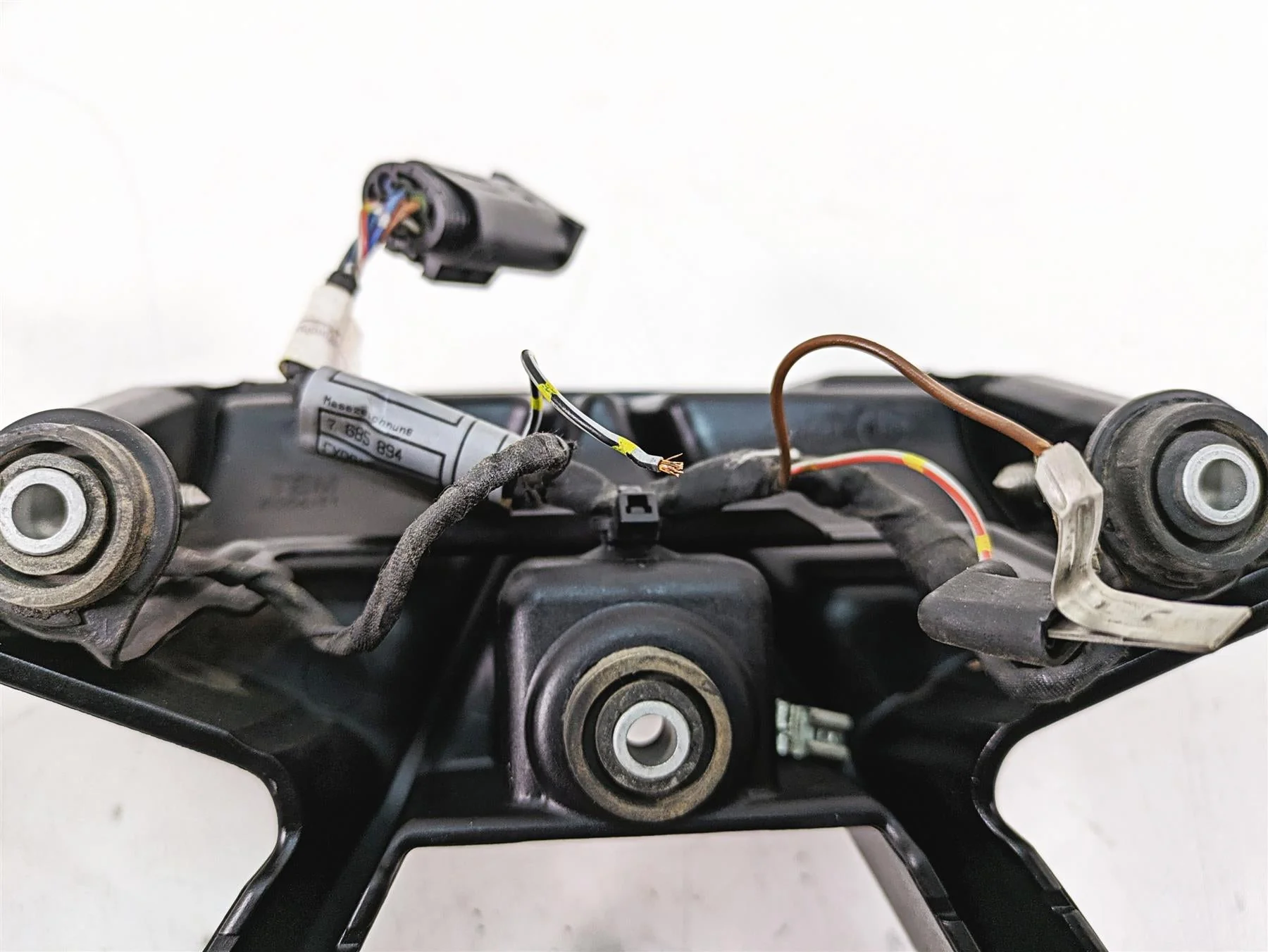 2007 BMW R1200GS K255 Adv Plate Holder Turn Signals - For Parts 46627667683 - Image 3