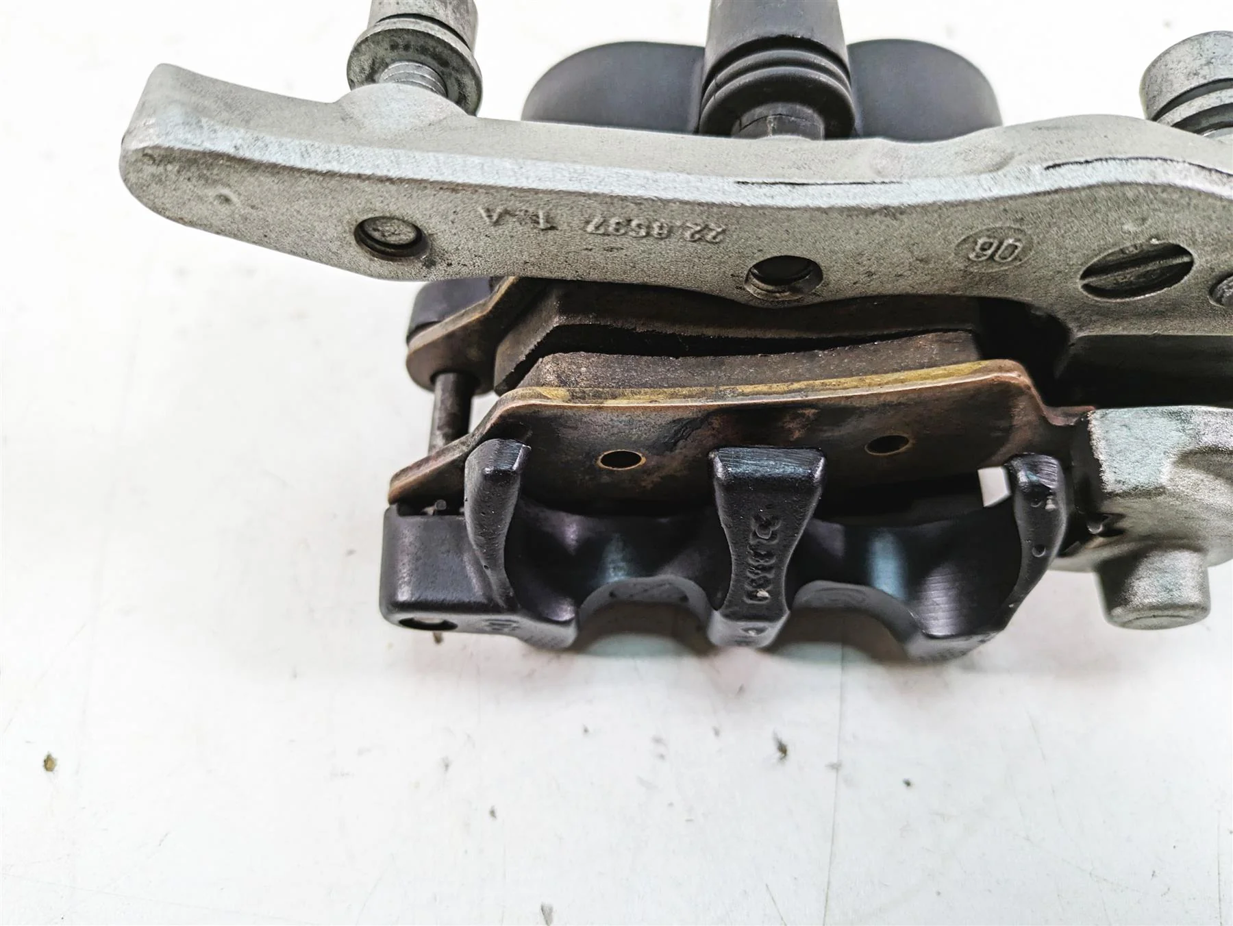 2007 BMW R1200GS K255 Adv Rear Brembo Brake Caliper Abs 34217677603 - Image 10