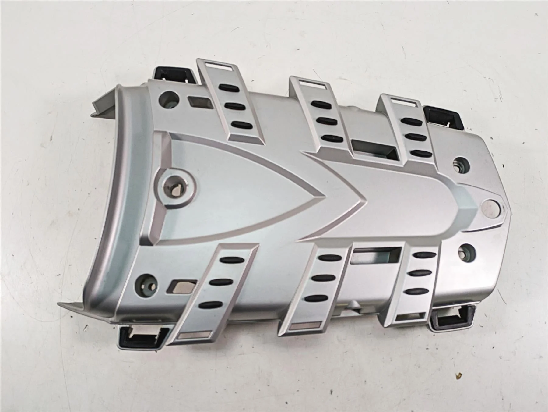 2007 BMW R1200GS K255 Adv Rear Luggage Rack Carrier 46547695798 46547698454 - Image 5