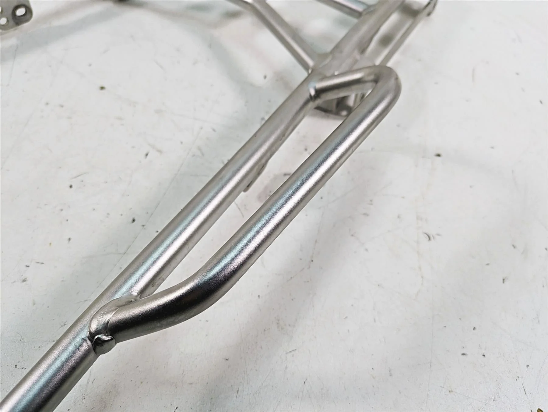 2007 BMW R1200GS K255 Adv Rear Luggage Rack Carrier Rail 46547695798 - Image 9
