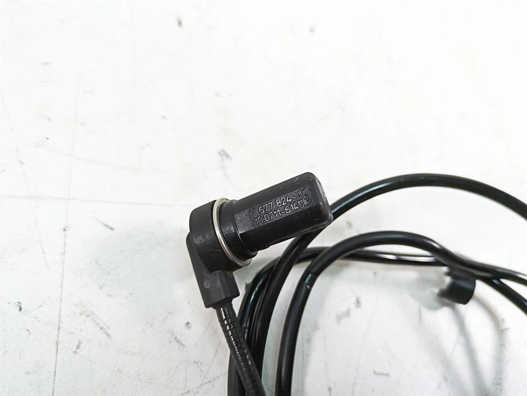 2007 BMW R1200GS K255 Adv Rear Wheel Speed Sensor 34527677824 - Image 12