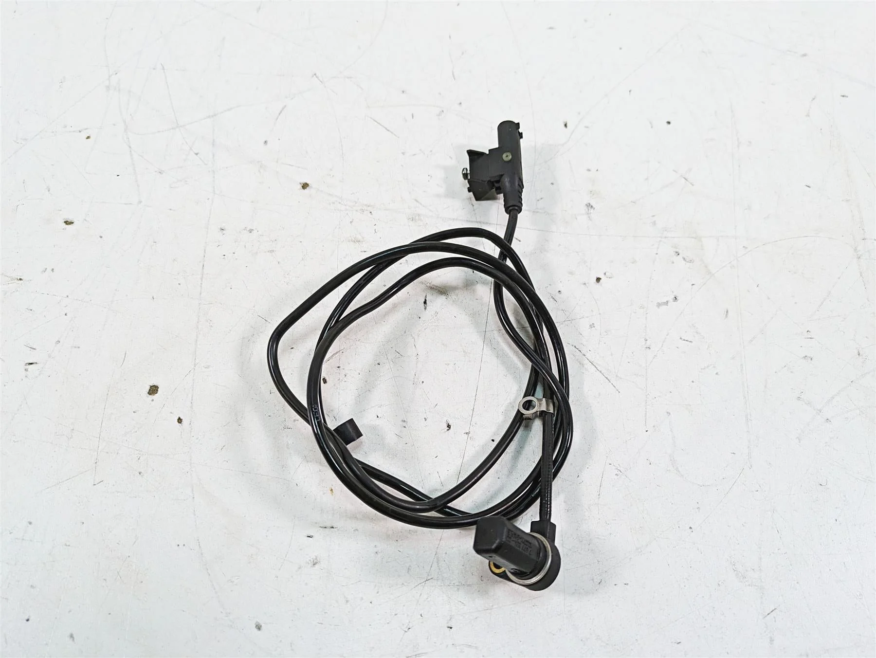 2007 BMW R1200GS K255 Adv Rear Wheel Speed Sensor 34527677824 - Image 4