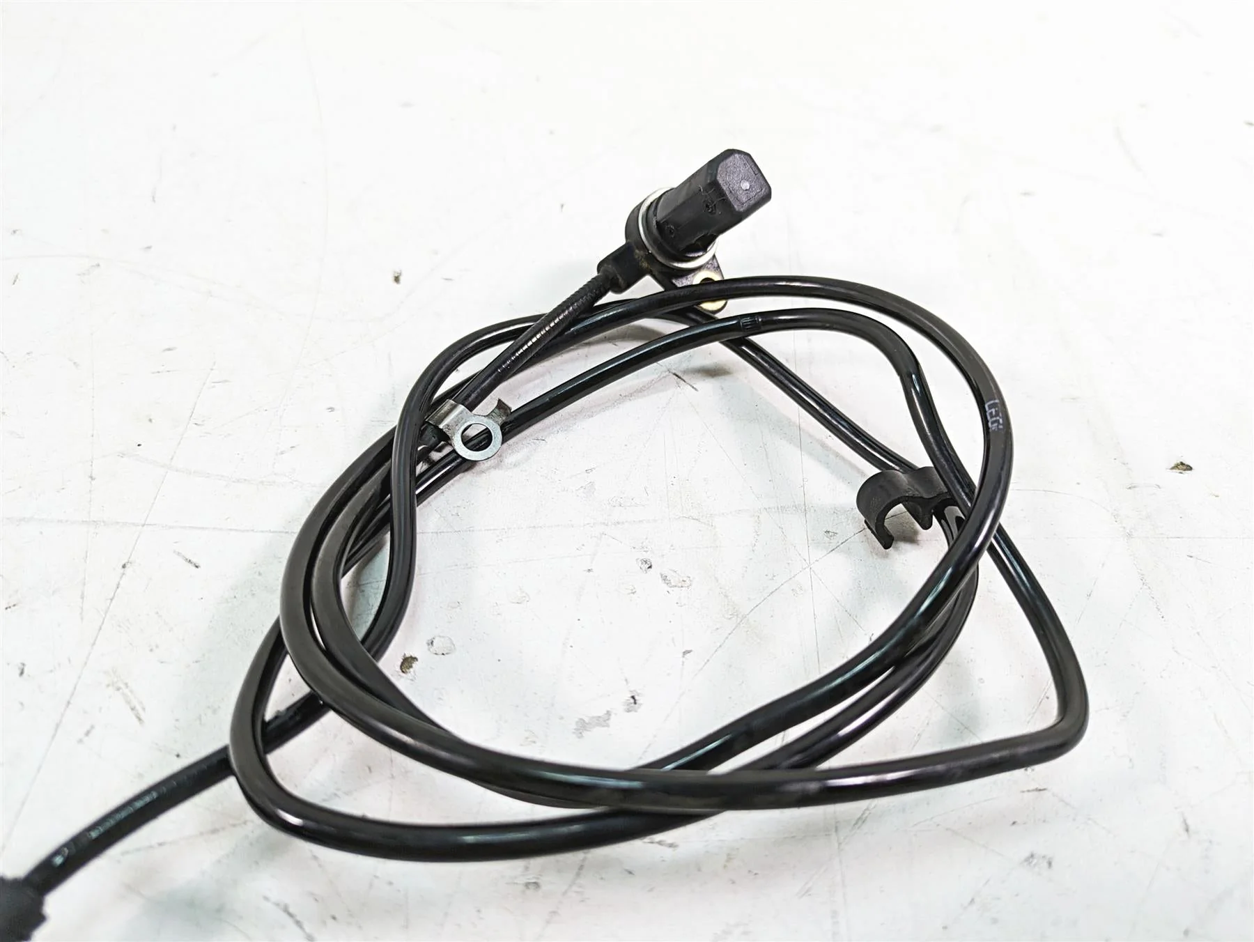 2007 BMW R1200GS K255 Adv Rear Wheel Speed Sensor 34527677824 - Image 8