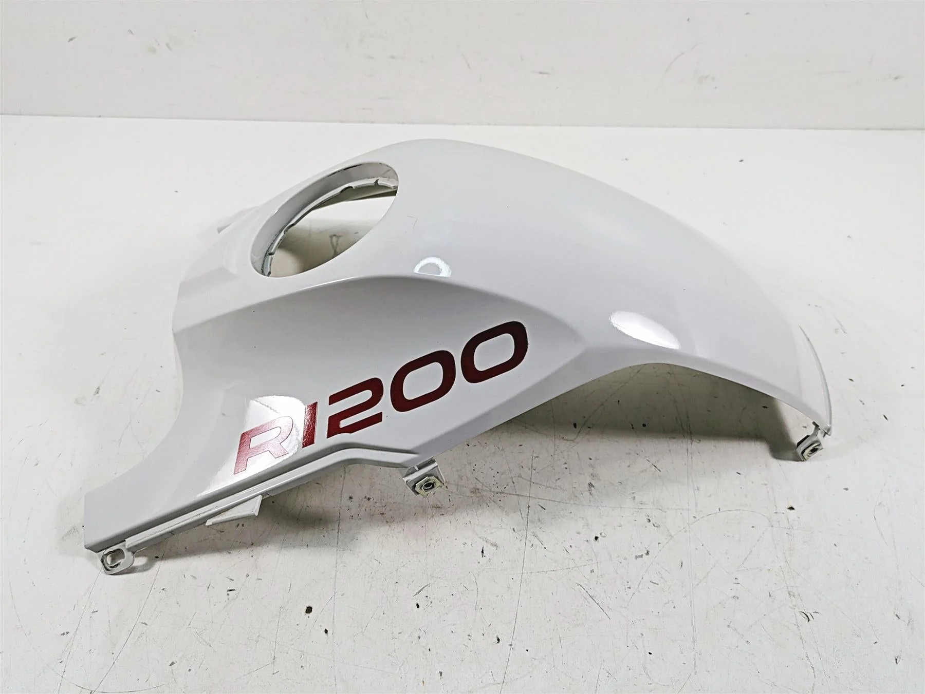 2007 BMW R1200GS K255 Adv Tank Center Cover Fairing 46637667698 7698226