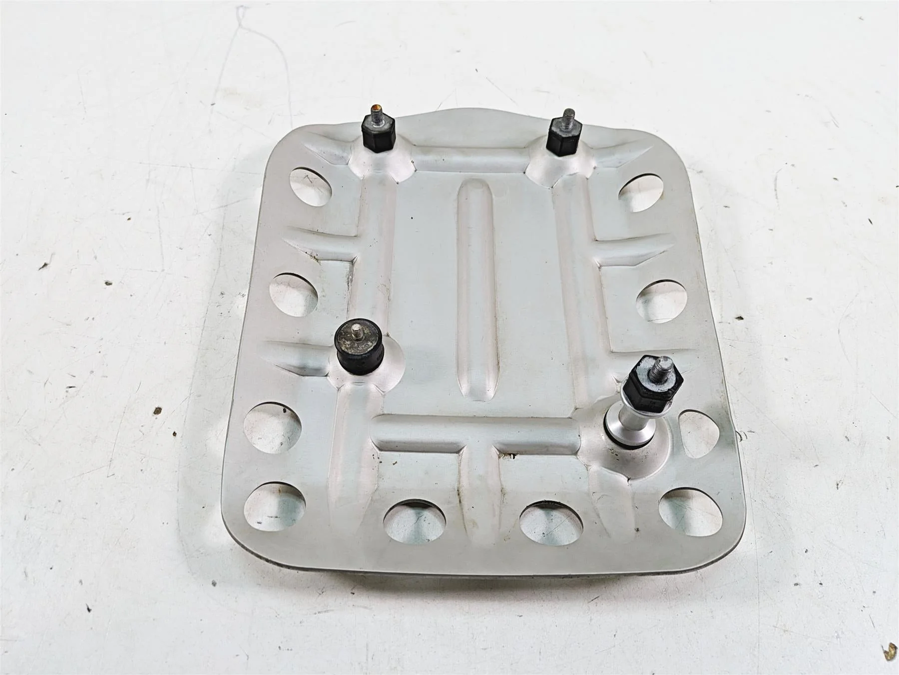 2007 BMW R1200GS K255 Adv Under Engine Guard Skid Plate Protection 11117717743 - Image 4