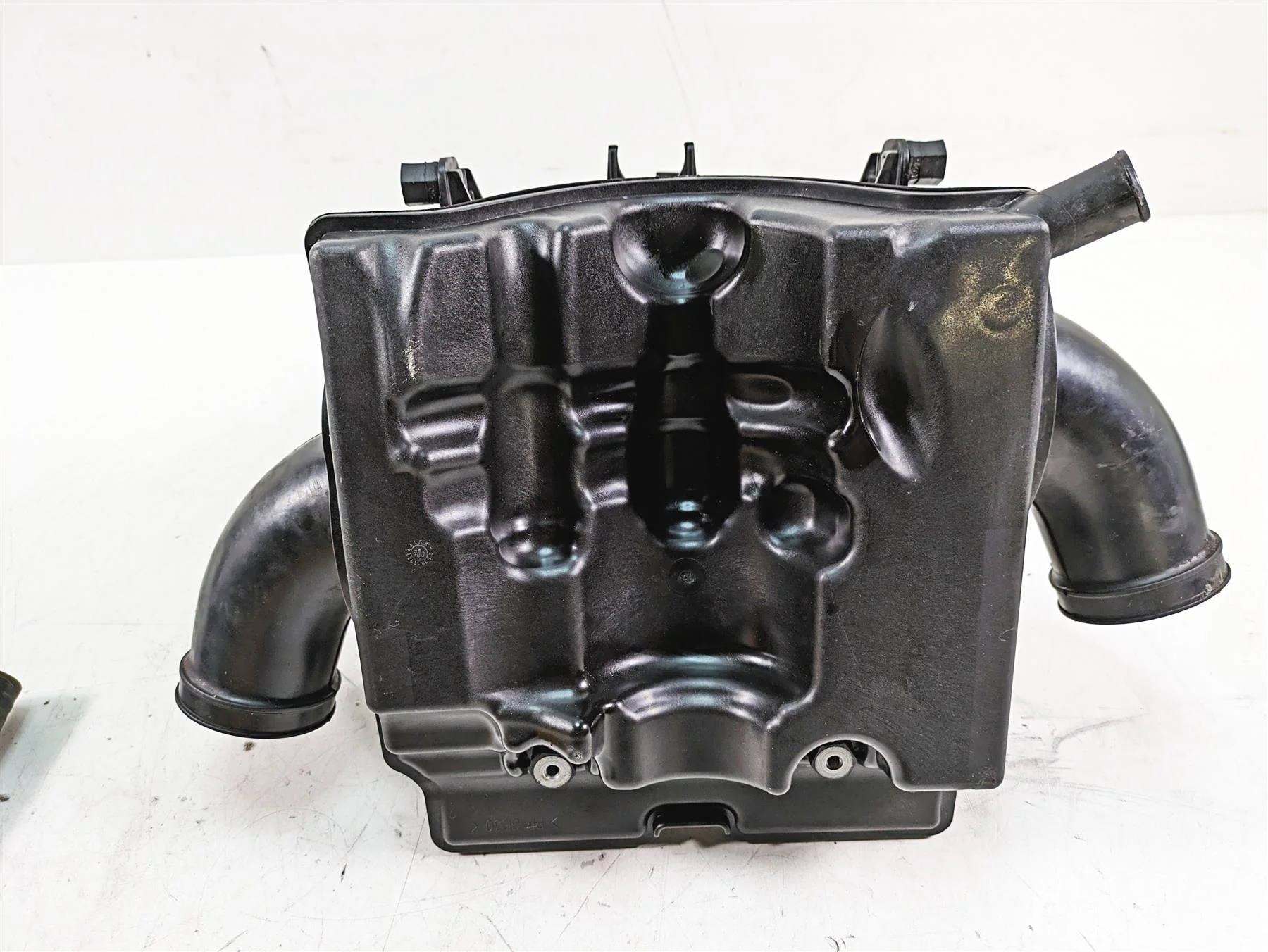 2007 BMW R1200RT K26 Air Cleaner Breather Box & Tubes Set 13717677655 - Image 12