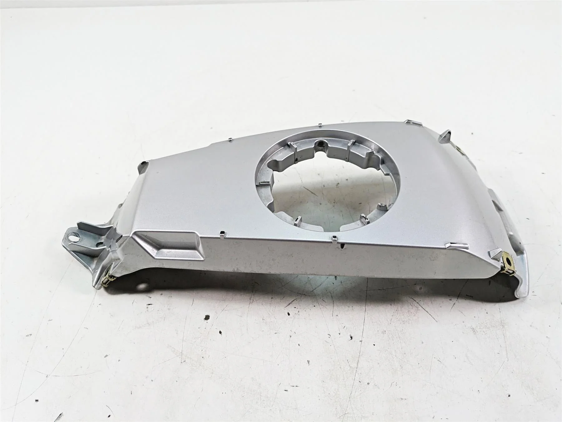 2007 BMW R1200RT K26 Center Tank Cover Fairing Cover 46637681150 46637682975 - Image 3