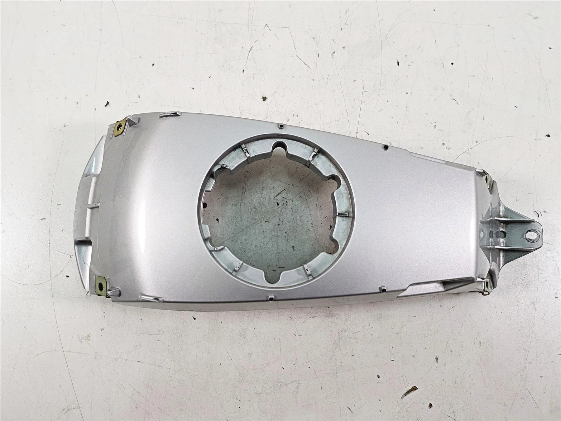 2007 BMW R1200RT K26 Center Tank Cover Fairing Cover 46637681150 46637682975 - Image 5