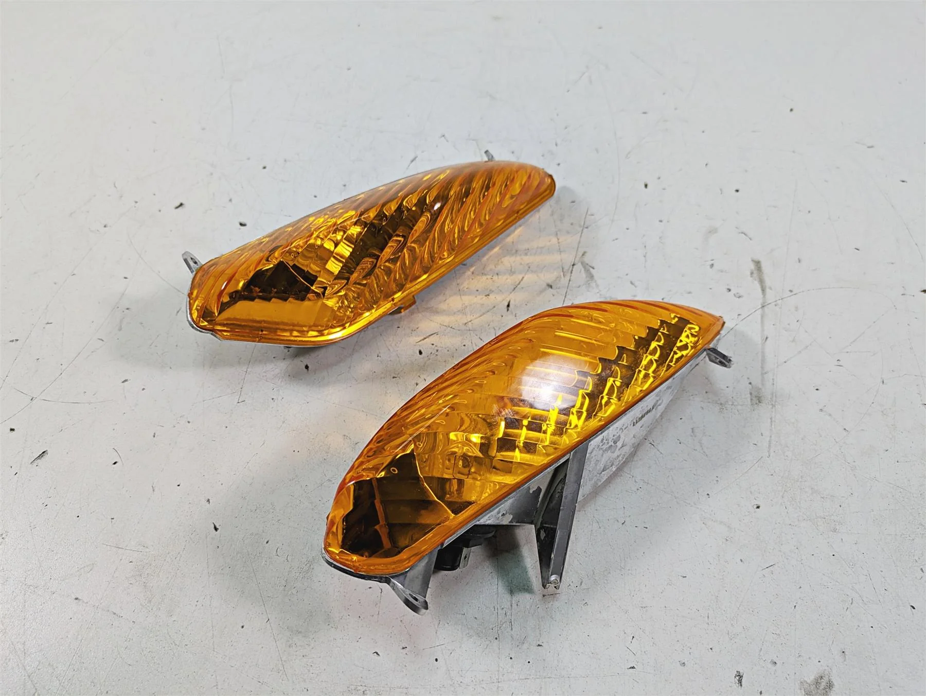 2007 BMW R1200RT K26 Front Blinker Turn Signal Set 63137714083 63137714084