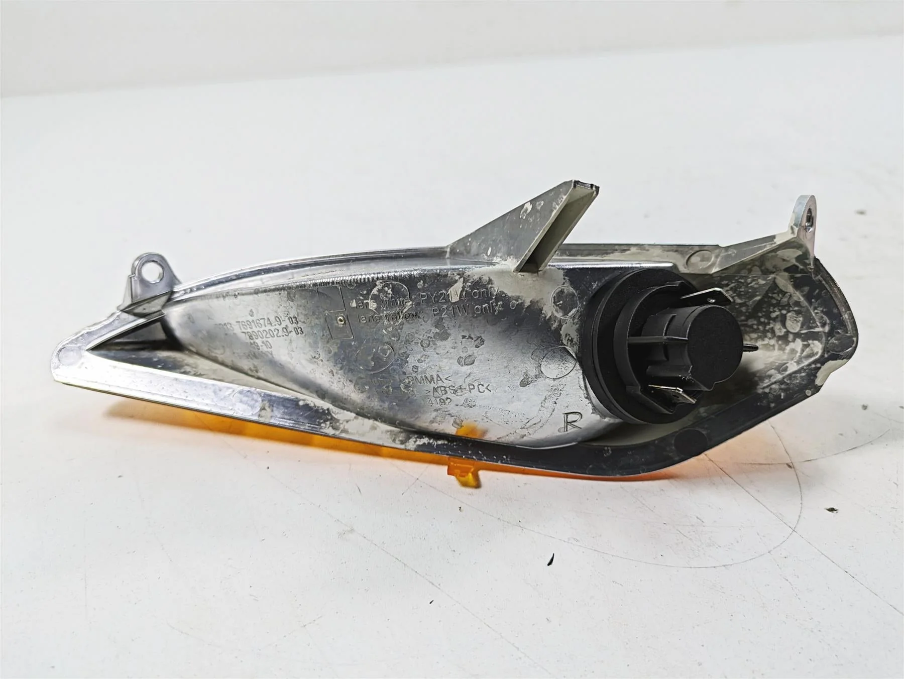 2007 BMW R1200RT K26 Front Blinker Turn Signal Set 63137714083 63137714084 - Image 4