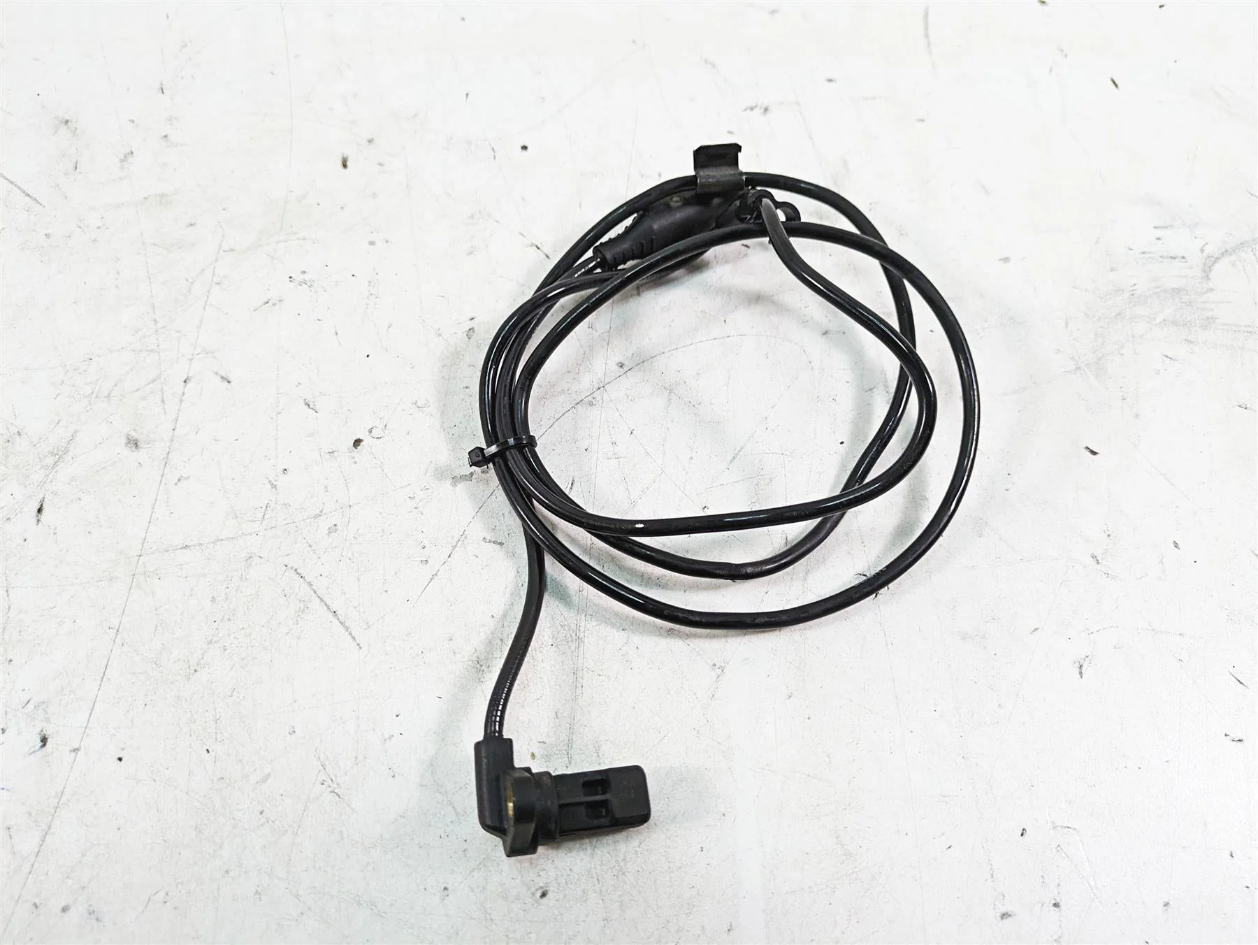 2007 BMW R1200RT K26 Front Wheel Speed Abs Sensor 34527677824 - Image 4
