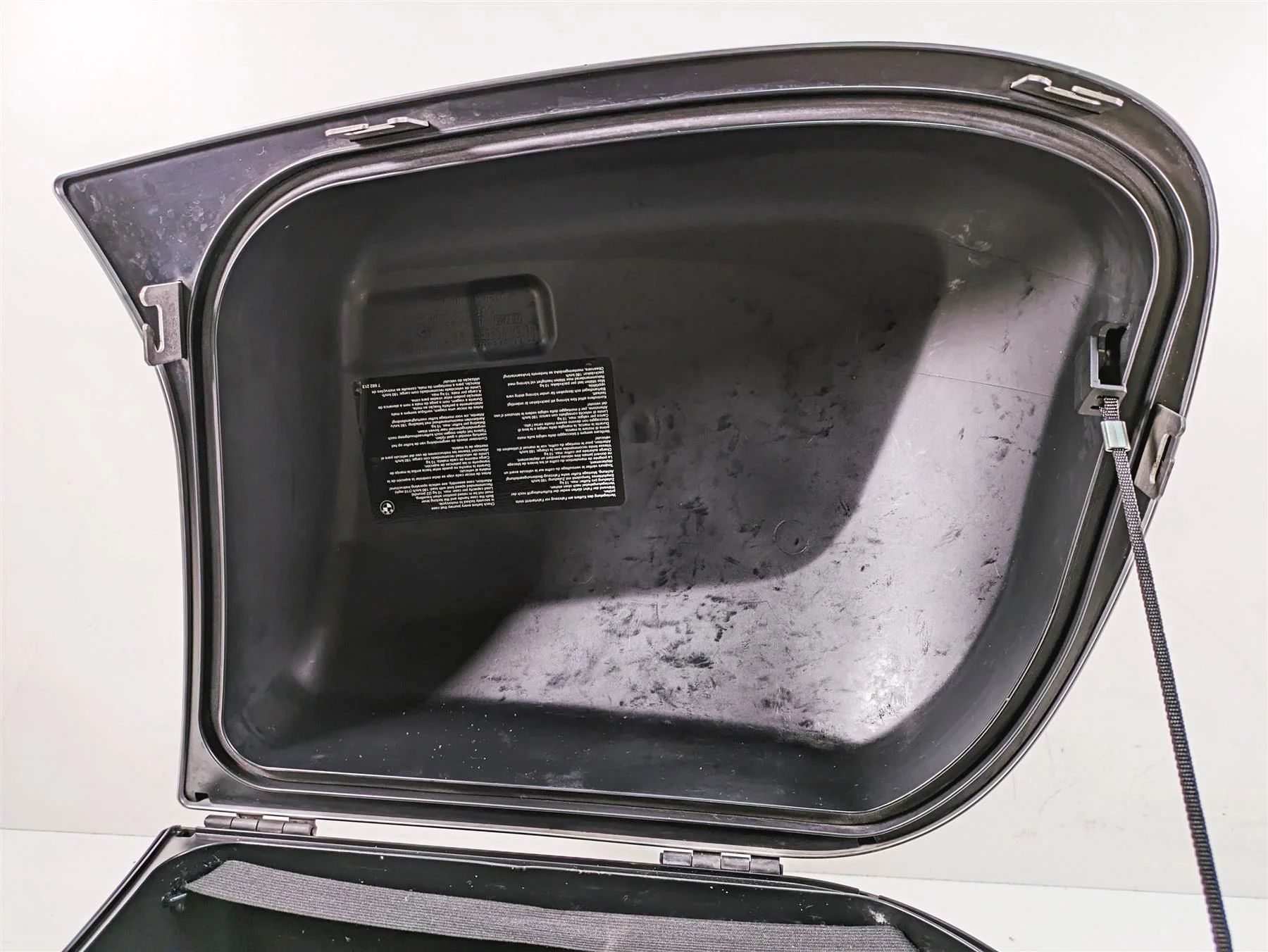 2007 BMW R1200RT K26 Left Saddlebag Saddle Bag 46547714437 - Image 11