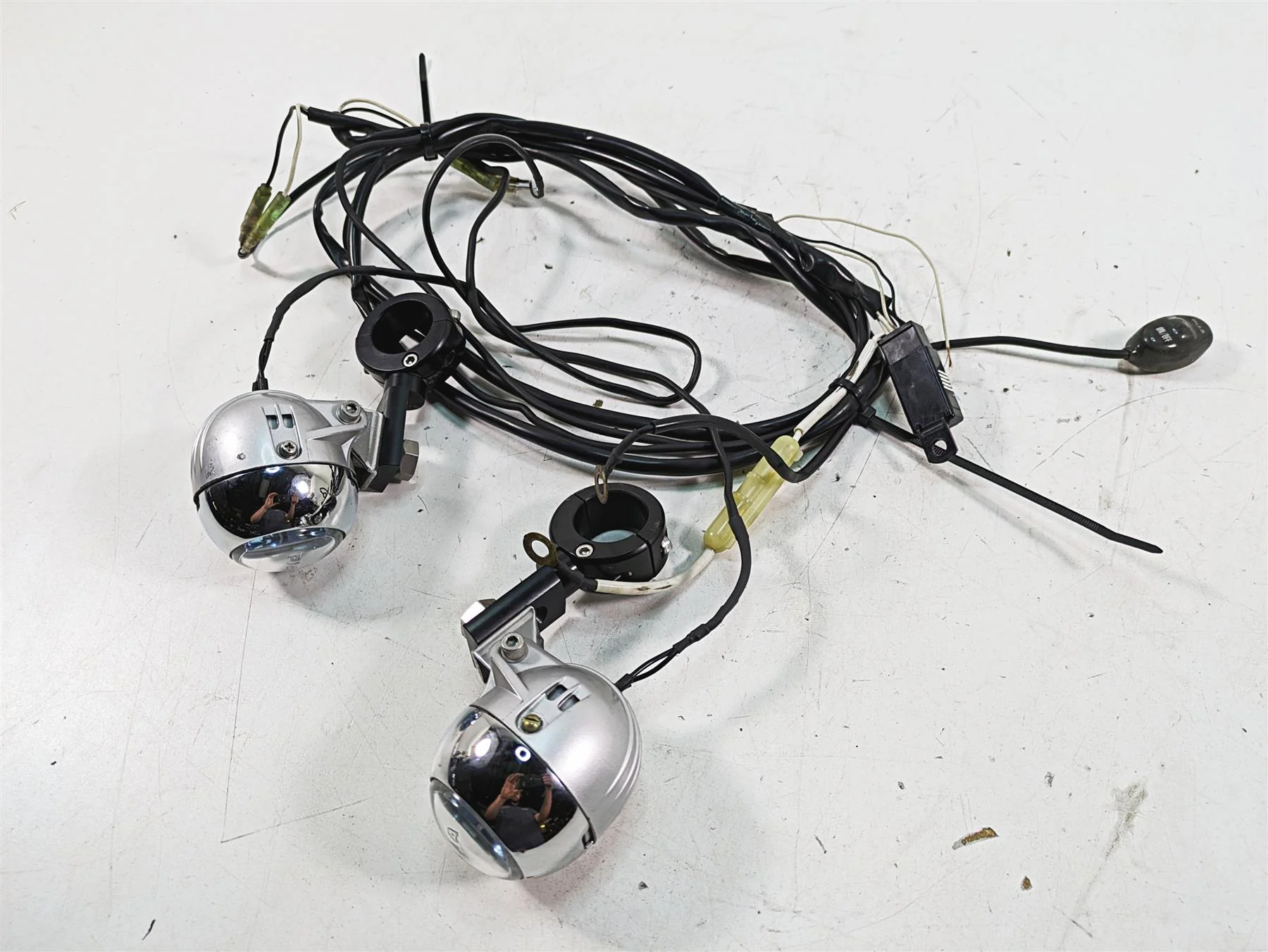 2007 BMW R1200RT K26 PIAA 1100X Halogen Driving Light Multi-Fit Kit 74224
