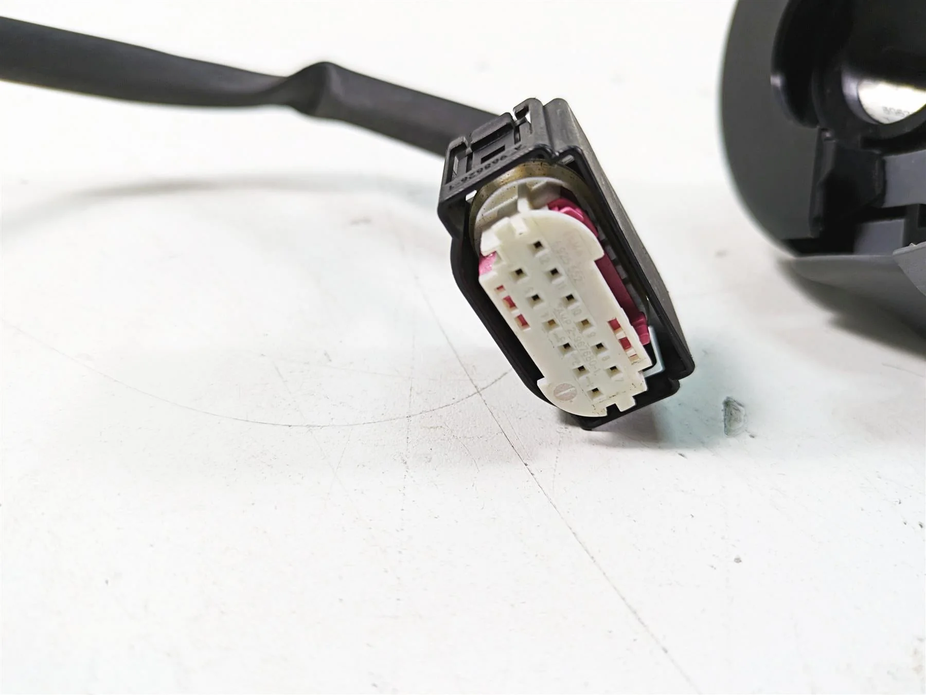 2007 BMW R1200RT K26 Right Hand Control Switch Seat Grip Heater 61317698422 - Image 6