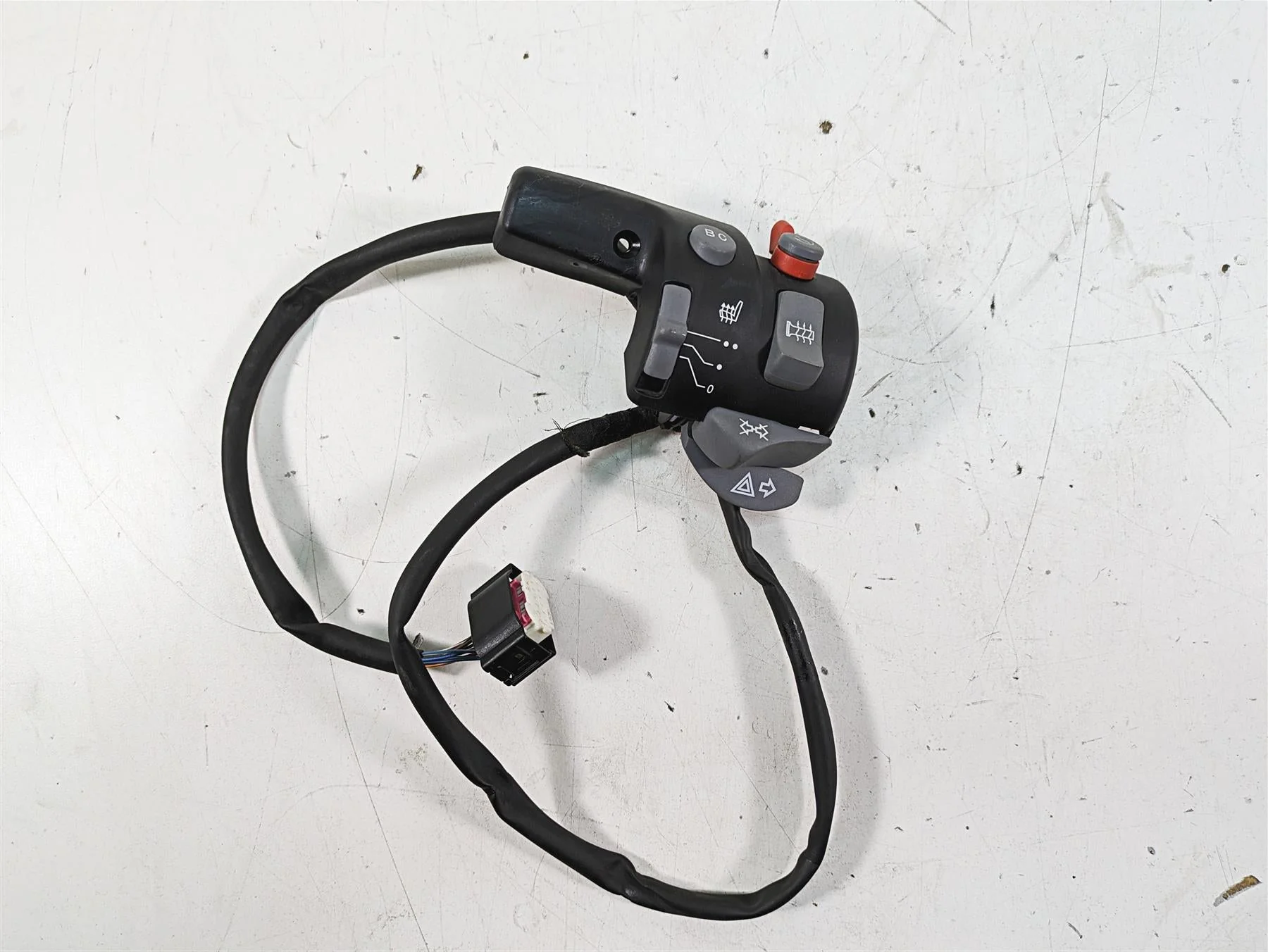 2007 BMW R1200RT K26 Right Hand Control Switch Seat Grip Heater 61317698422 - Image 8