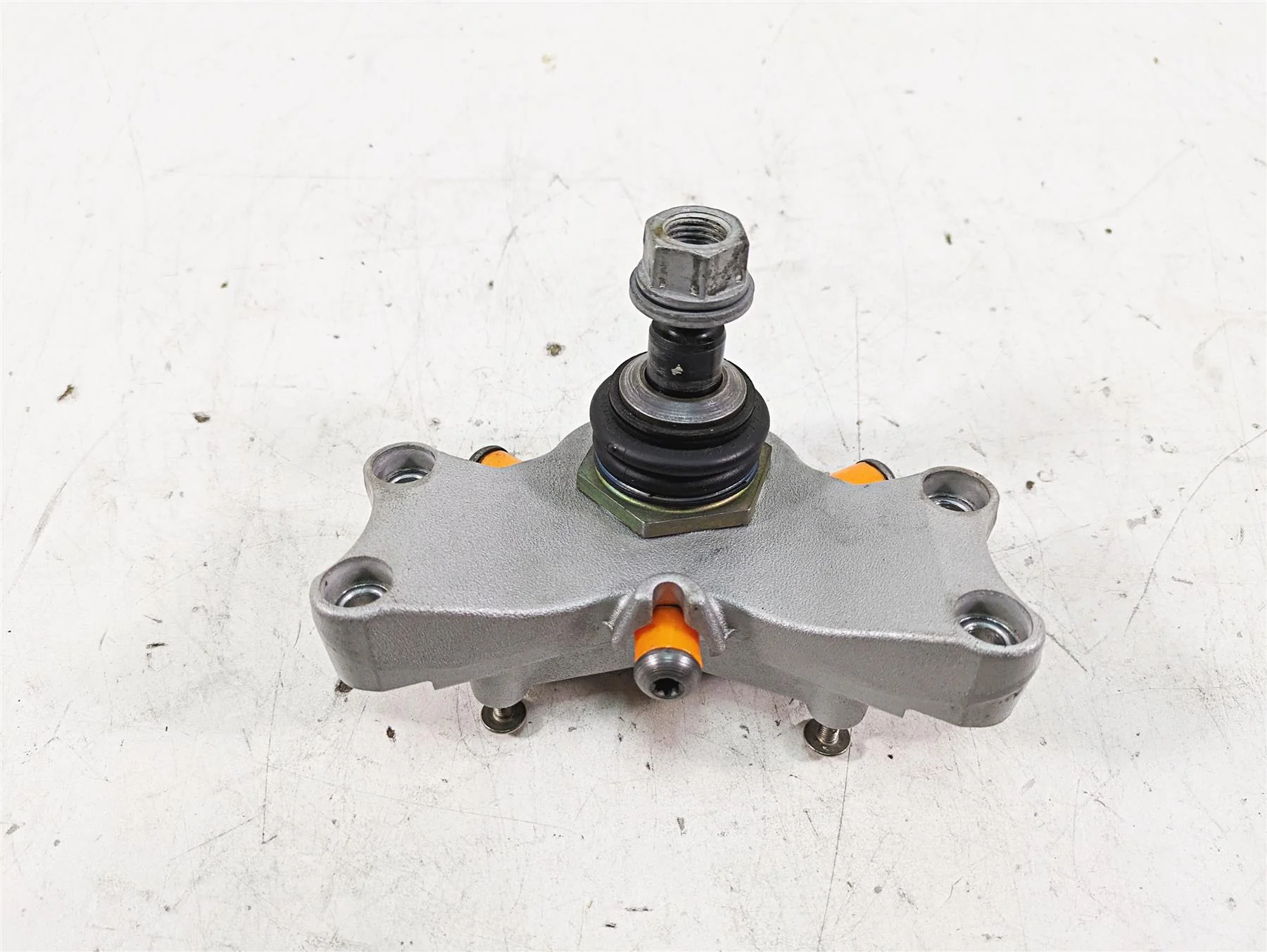 2007 BMW R1200RT K26 Showa Lower Triple Tree & Ball Joint 31428520146