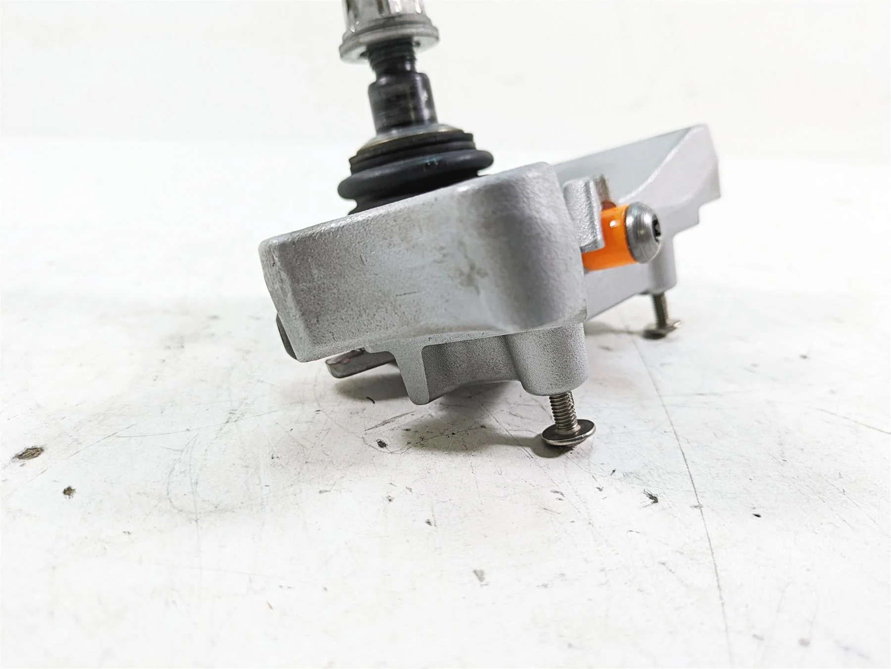 2007 BMW R1200RT K26 Showa Lower Triple Tree & Ball Joint 31428520146 - Image 8