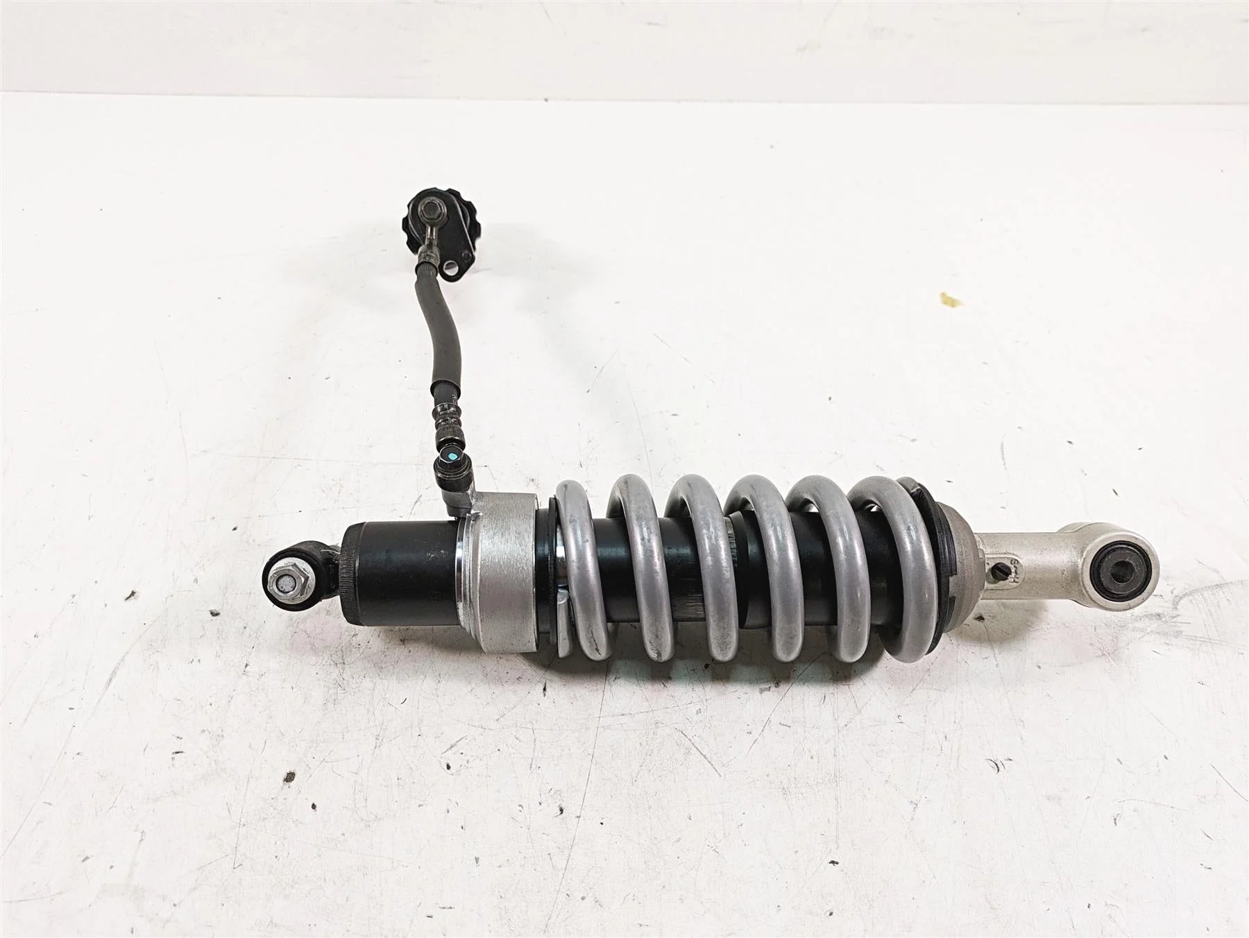 2007 BMW R1200RT K26 Straight Showa Rear Adjustable Shock Damper 33537675104