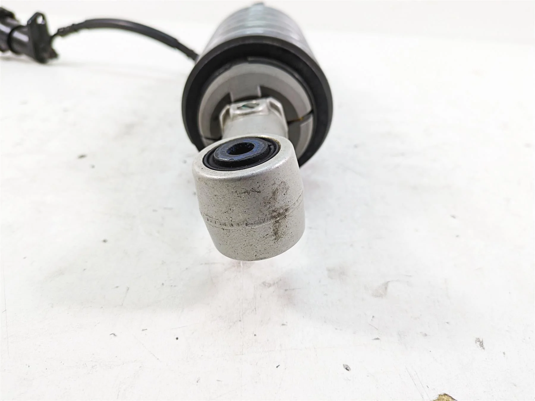 2007 BMW R1200RT K26 Straight Showa Rear Adjustable Shock Damper 33537675104 - Image 12