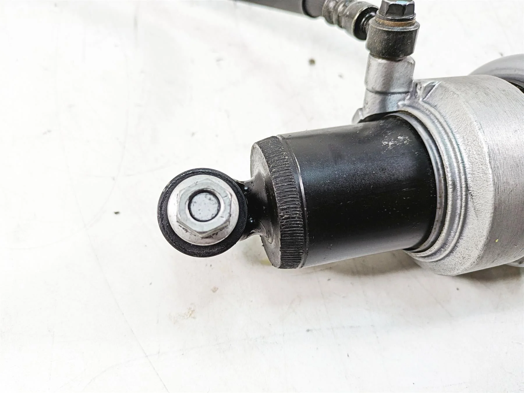 2007 BMW R1200RT K26 Straight Showa Rear Adjustable Shock Damper 33537675104 - Image 5