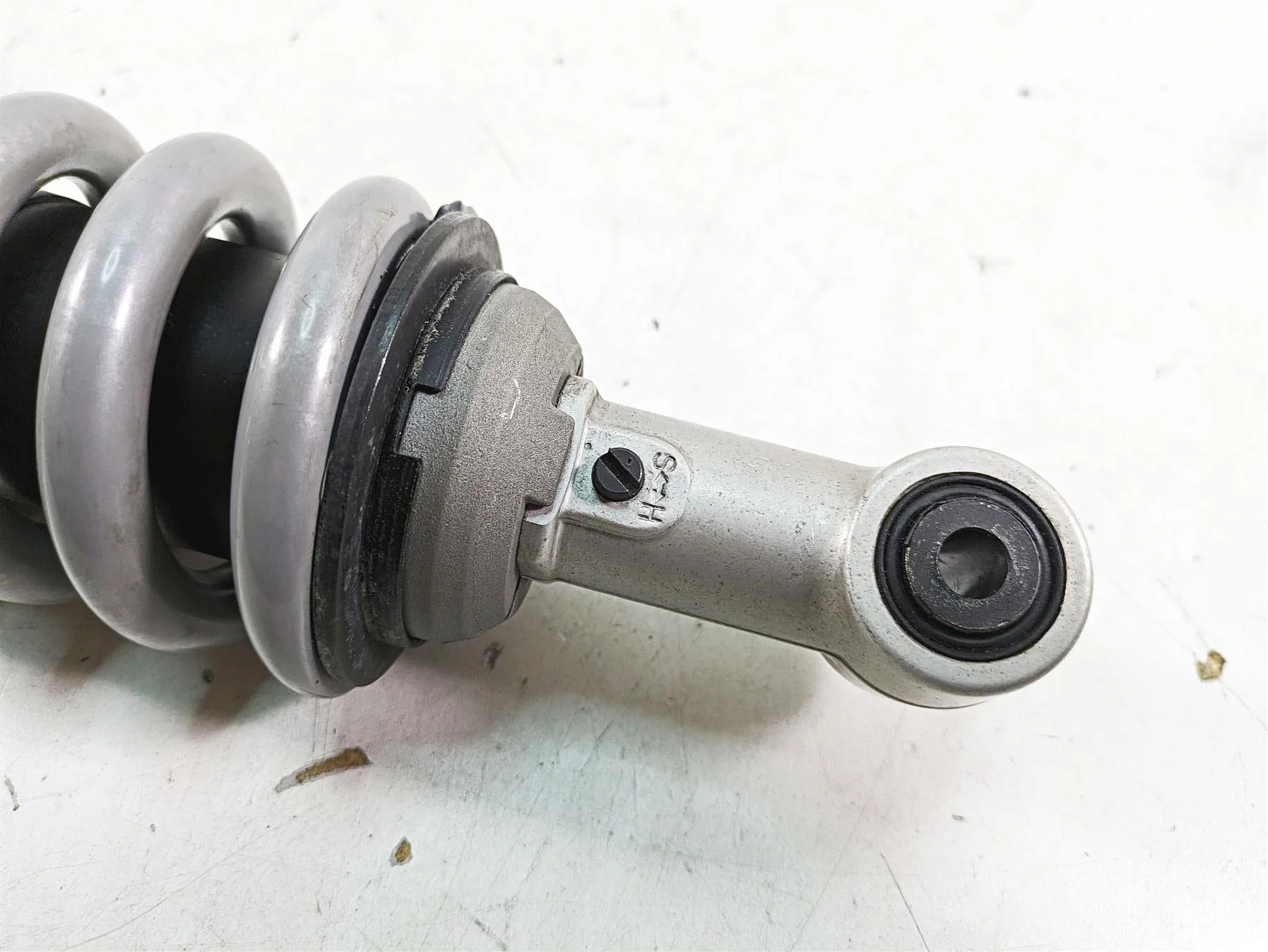 2007 BMW R1200RT K26 Straight Showa Rear Adjustable Shock Damper 33537675104 - Image 7