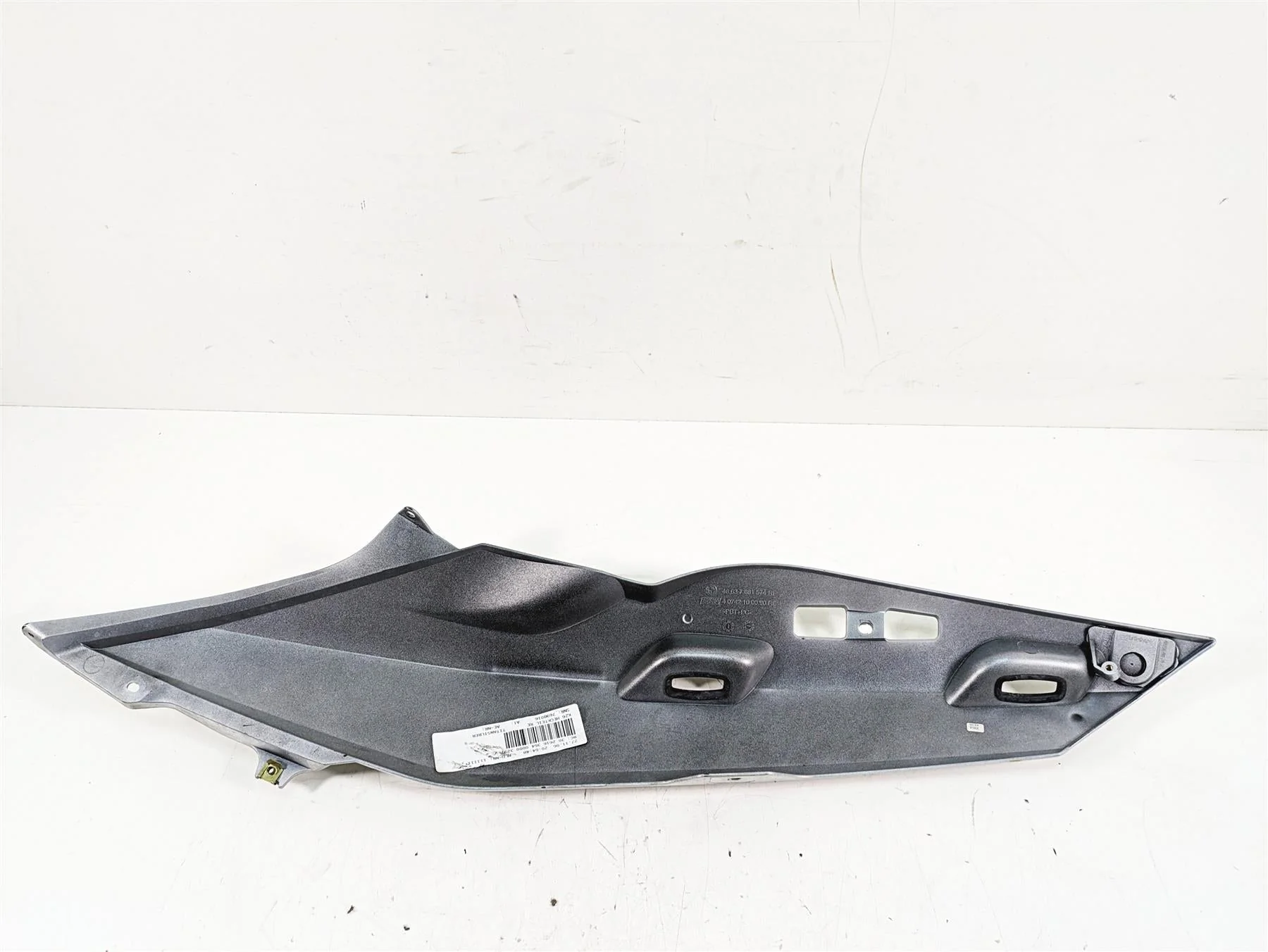 2007 BMW R1200RT K26 Tail Fairing Side Cover Set Titan Silver 46637681573 - Image 3