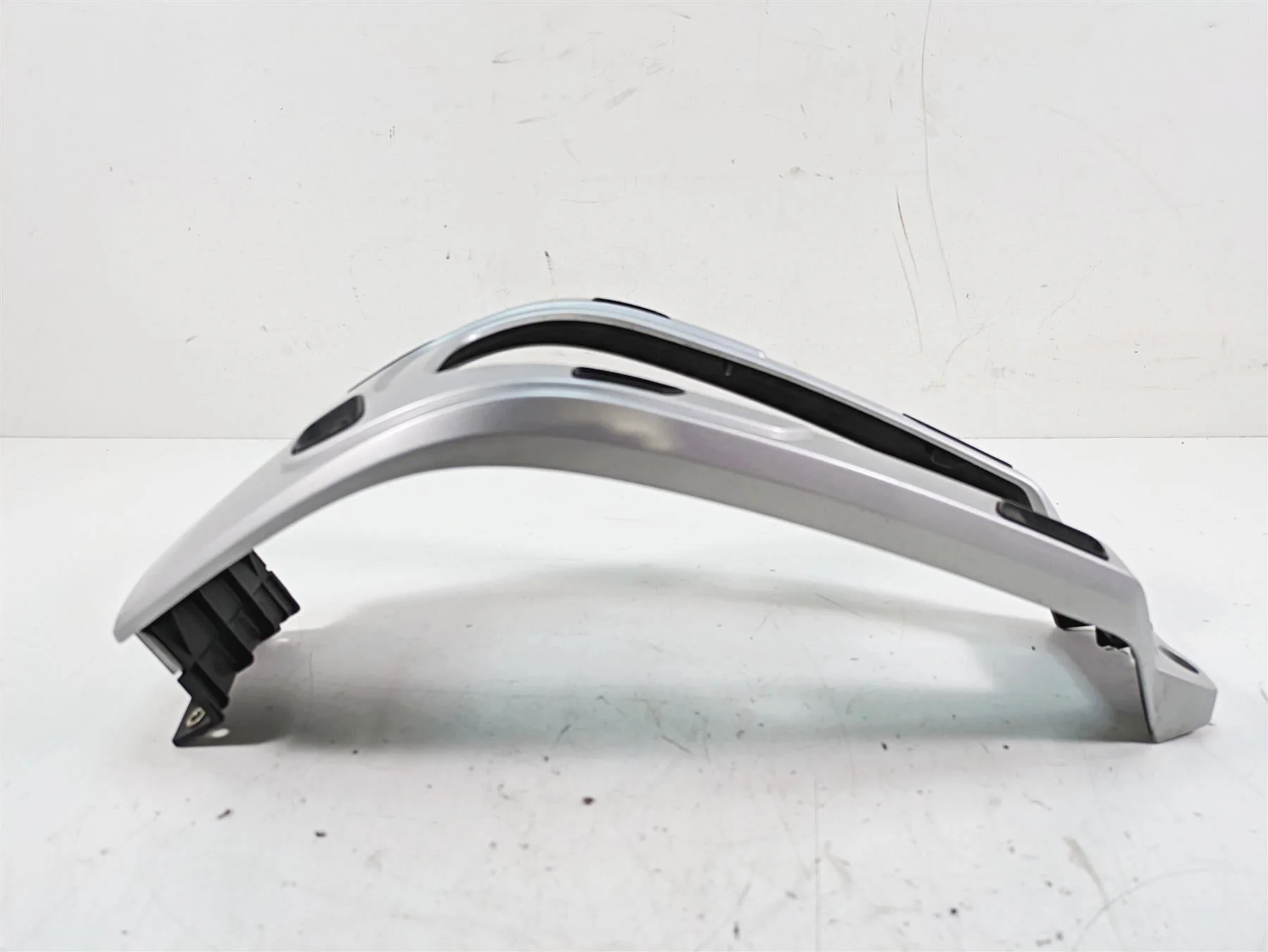 2007 BMW R1200RT K26 Tank Luggage Carrier Rack 46637681580 - Image 8