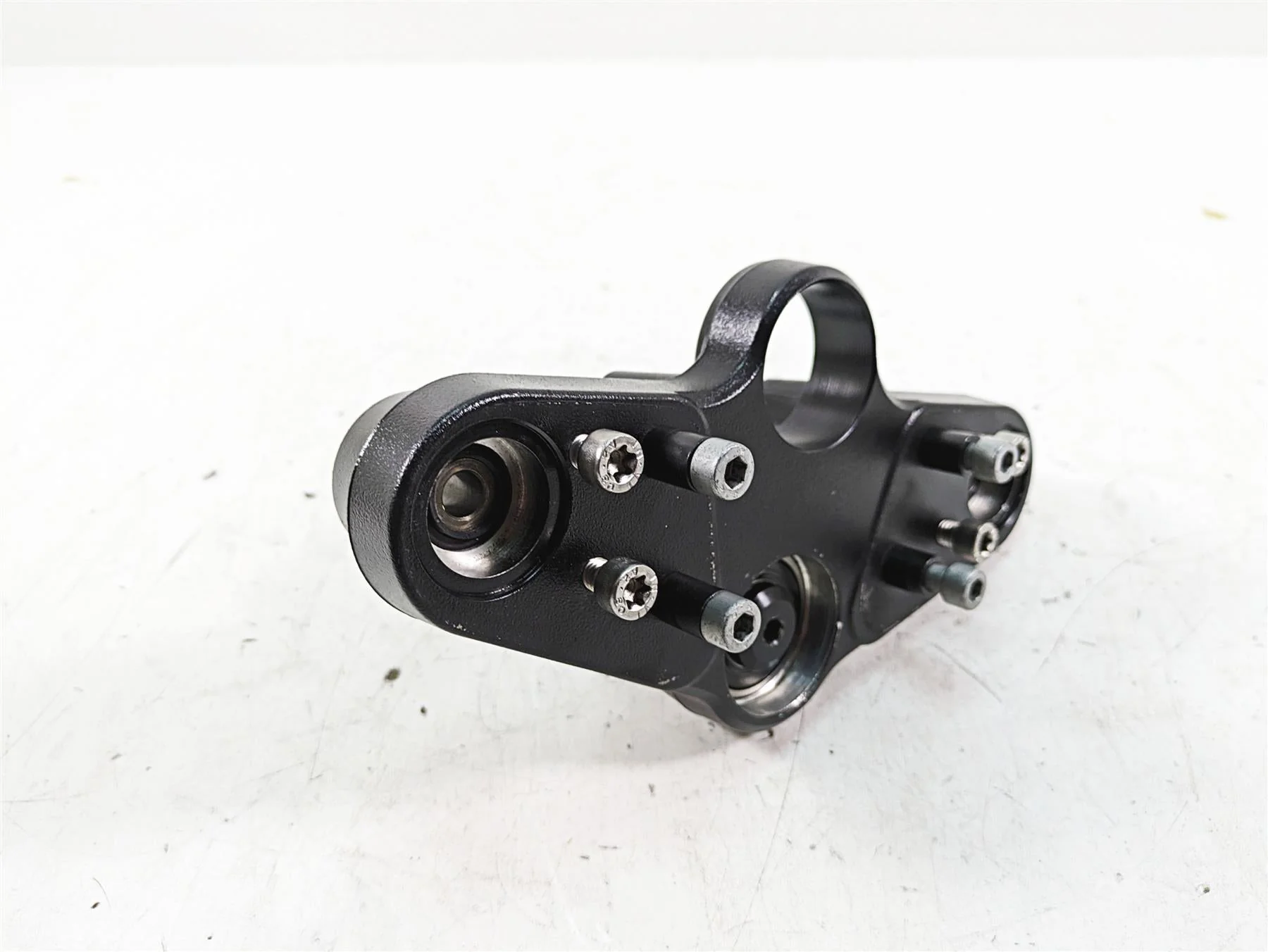 2007 BMW R1200RT K26 Upper Triple Tree Steering Clamp 31428528444 7676607 - Image 12