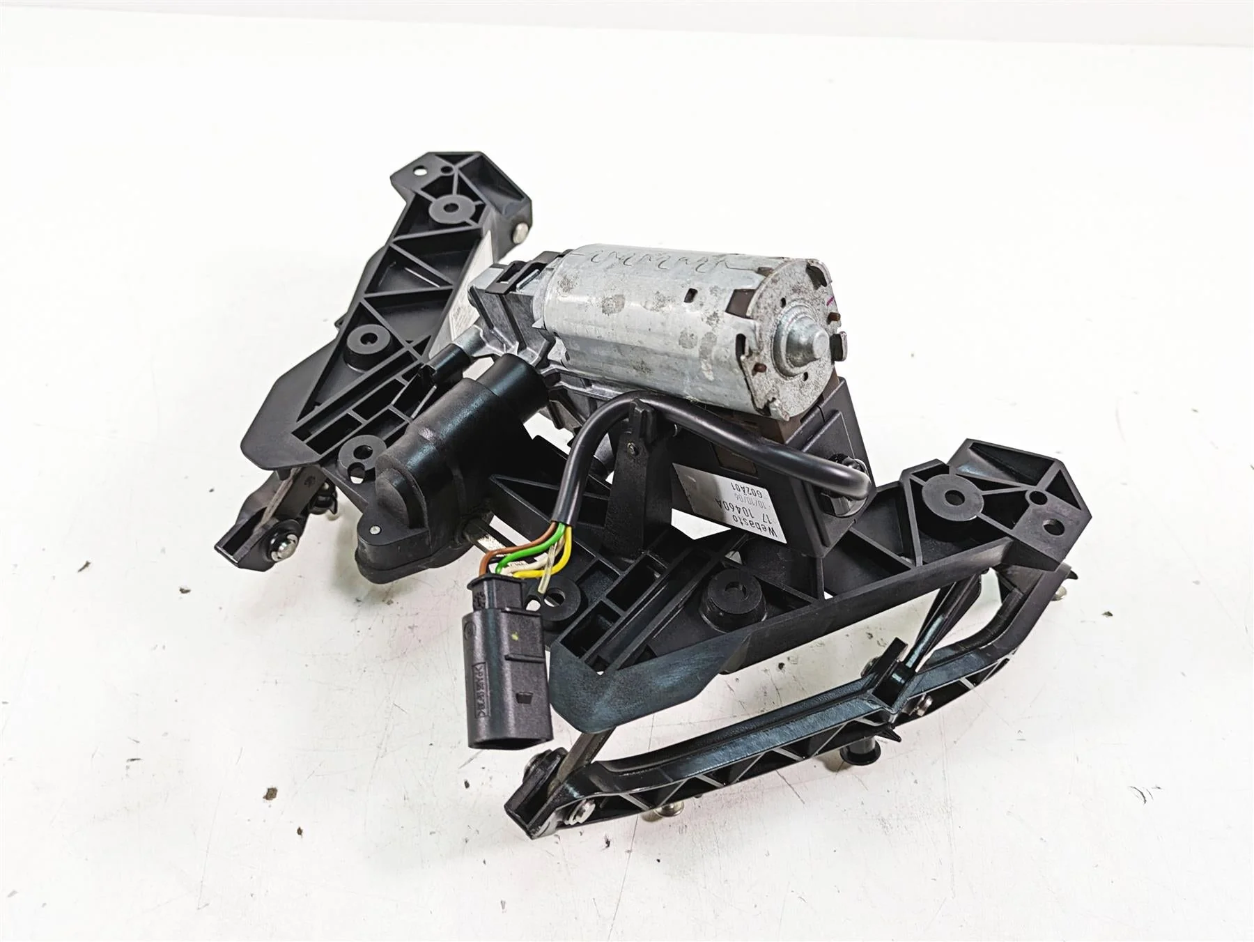 2007 BMW R1200RT K26 Windshield Screen Adjuster Motor + Mount 46637681433 - Image 12
