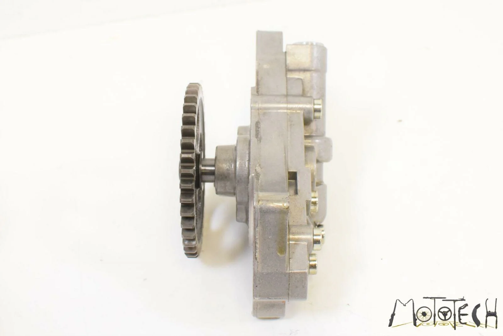 2007 Ducati 1098 S COMPLETE Oil Pump Assembly w/ Gears and Bolts 17420381A - Image 2