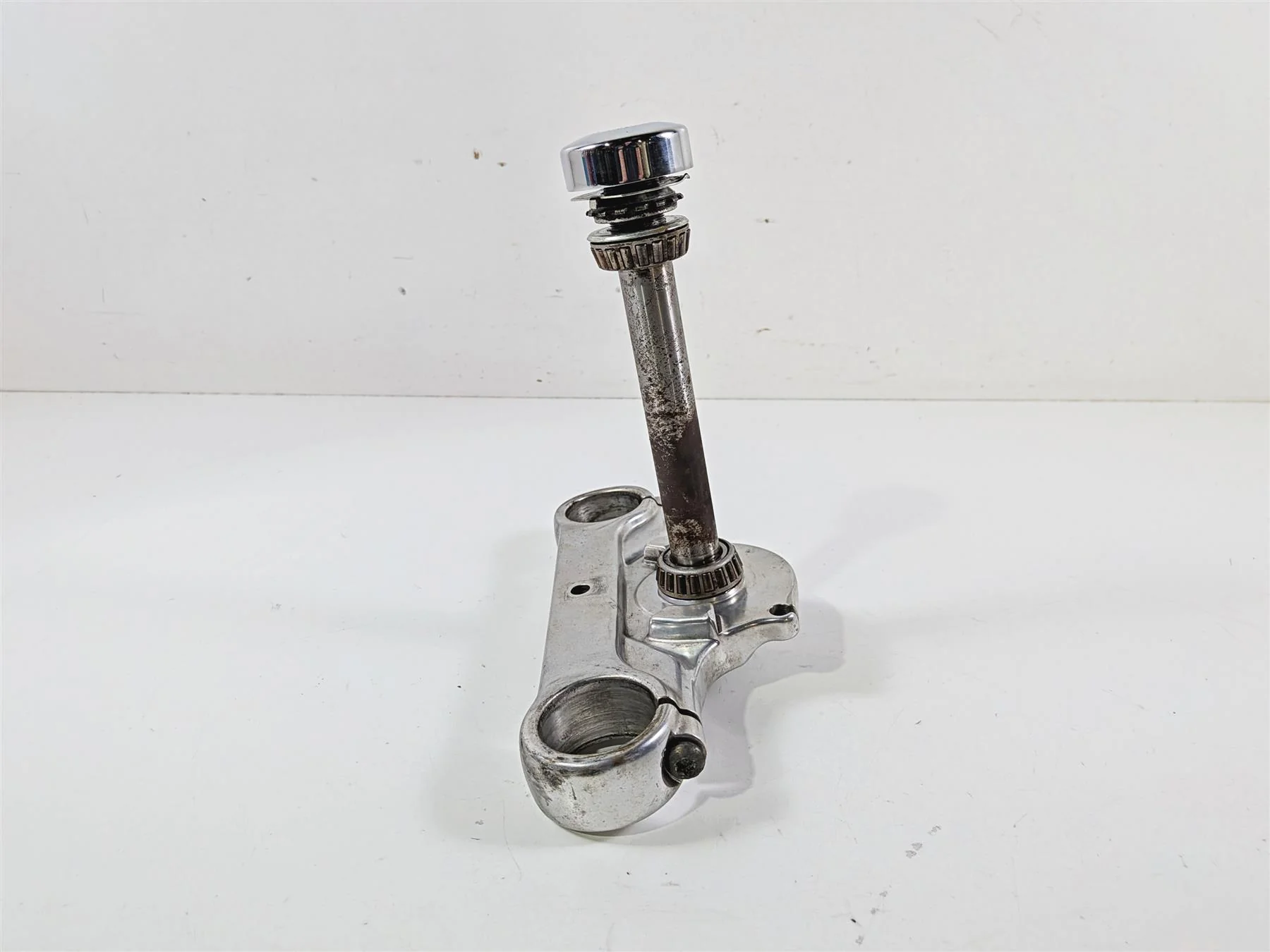 2007 Harley Dyna FXDB Street Bob Lower Triple Tree Steering Clamp -Read 46311-07 - Image 5