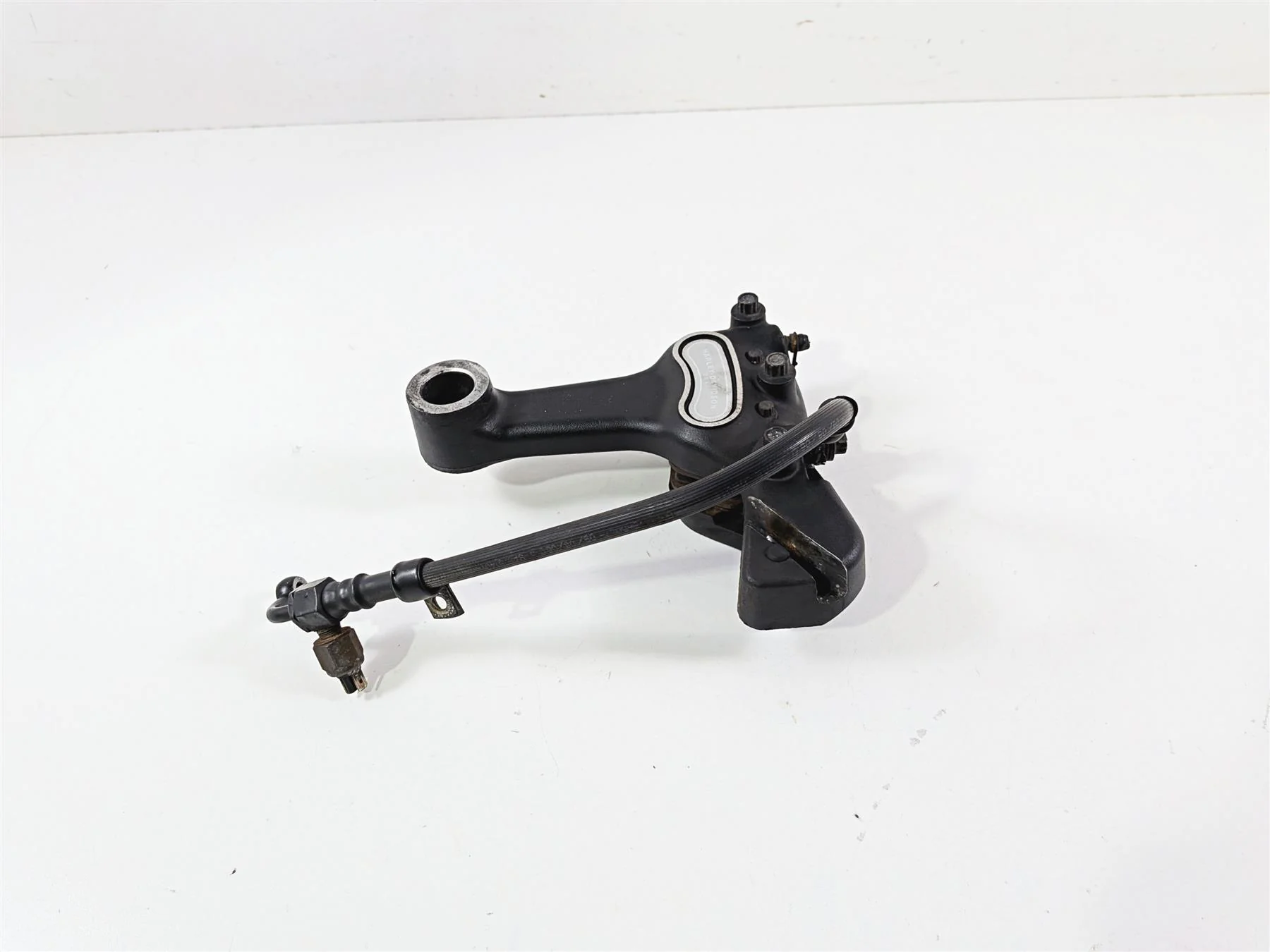 2007 Harley Dyna FXDB Street Bob Rear Brake Caliper + Line 44017-06 - Image 5