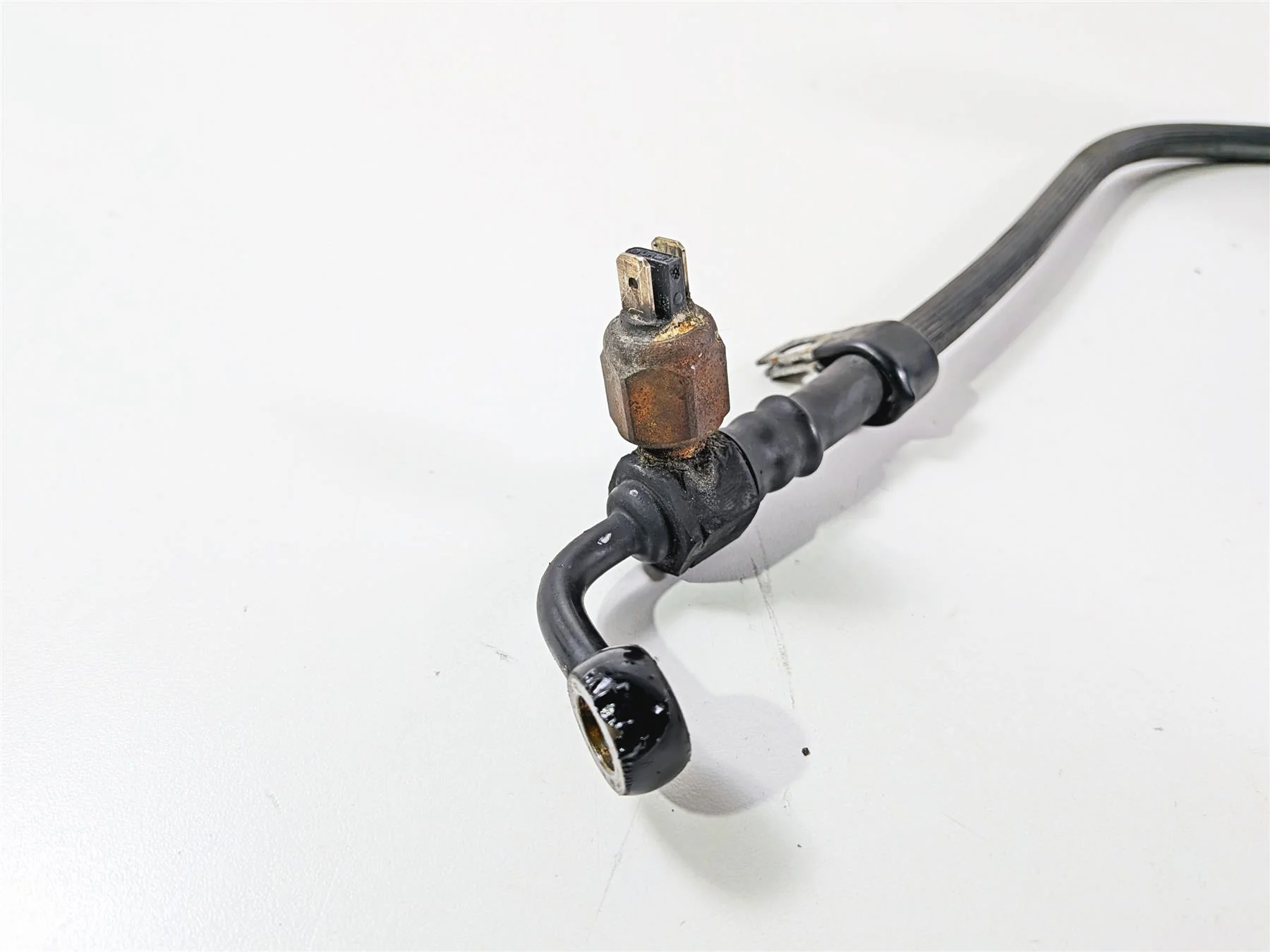 2007 Harley Dyna FXDB Street Bob Rear Brake Caliper + Line 44017-06 - Image 8