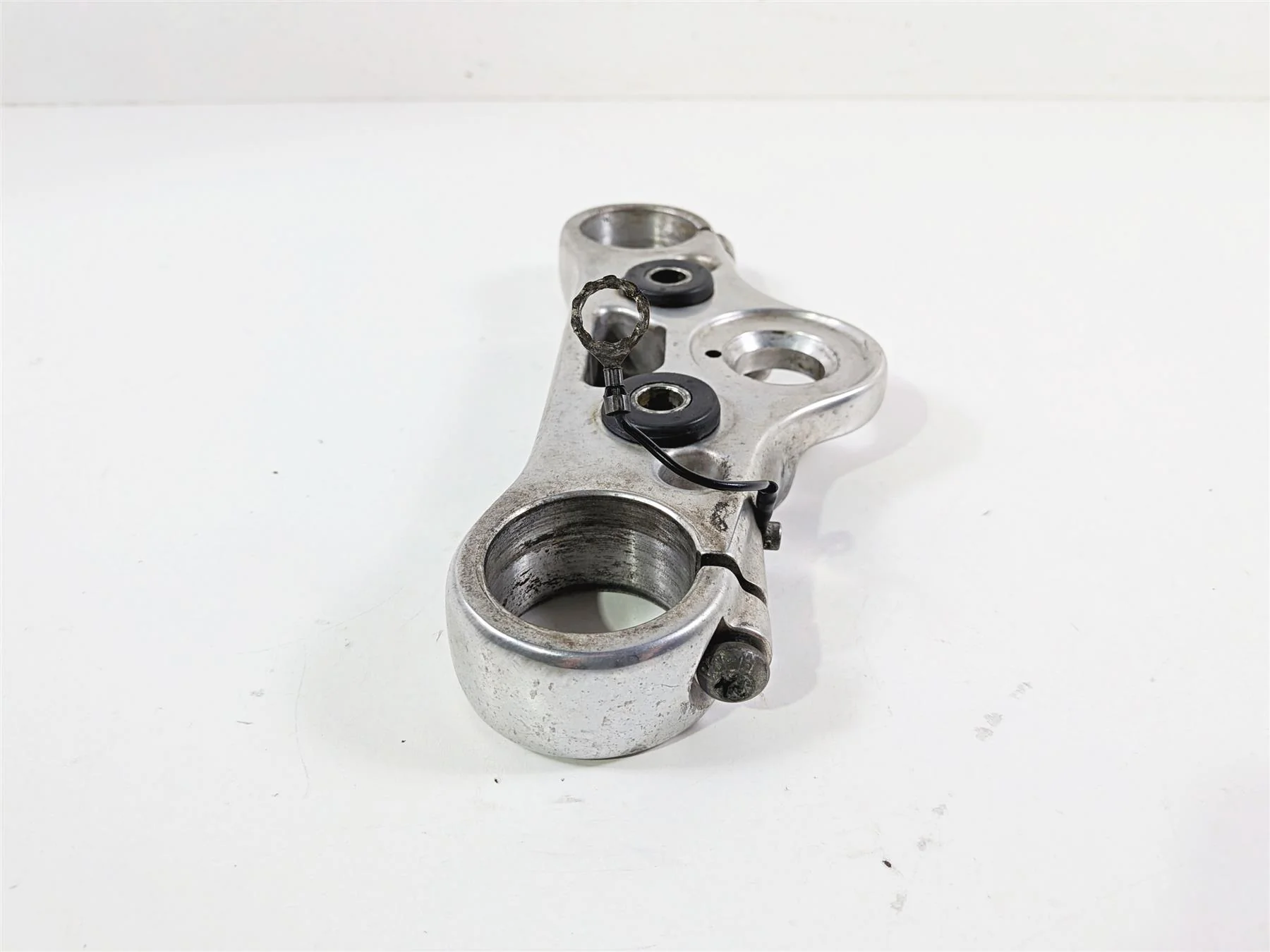 2007 Harley Dyna FXDB Street Bob Upper Triple Tree Steering Clamp 46311-07 - Image 6