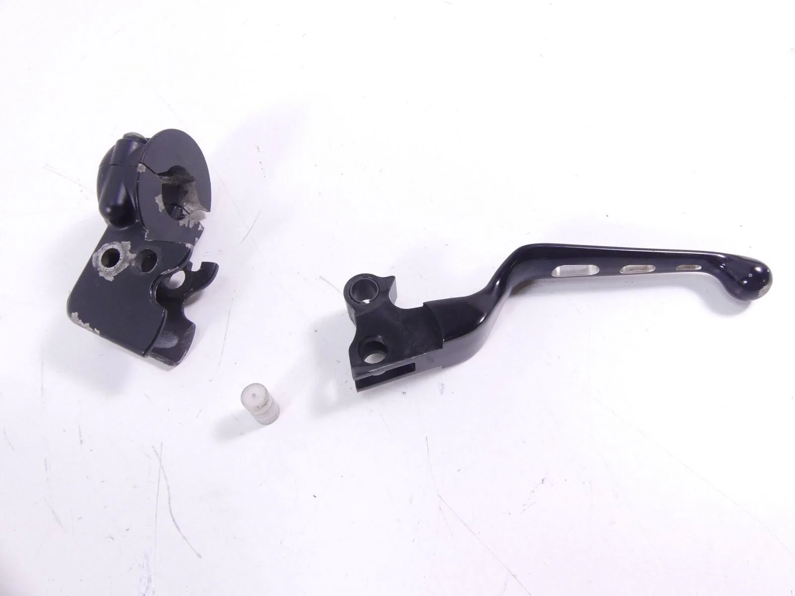 2007 Harley  FXDWG Dyna Wide Glide Clutch Perch 38608-96