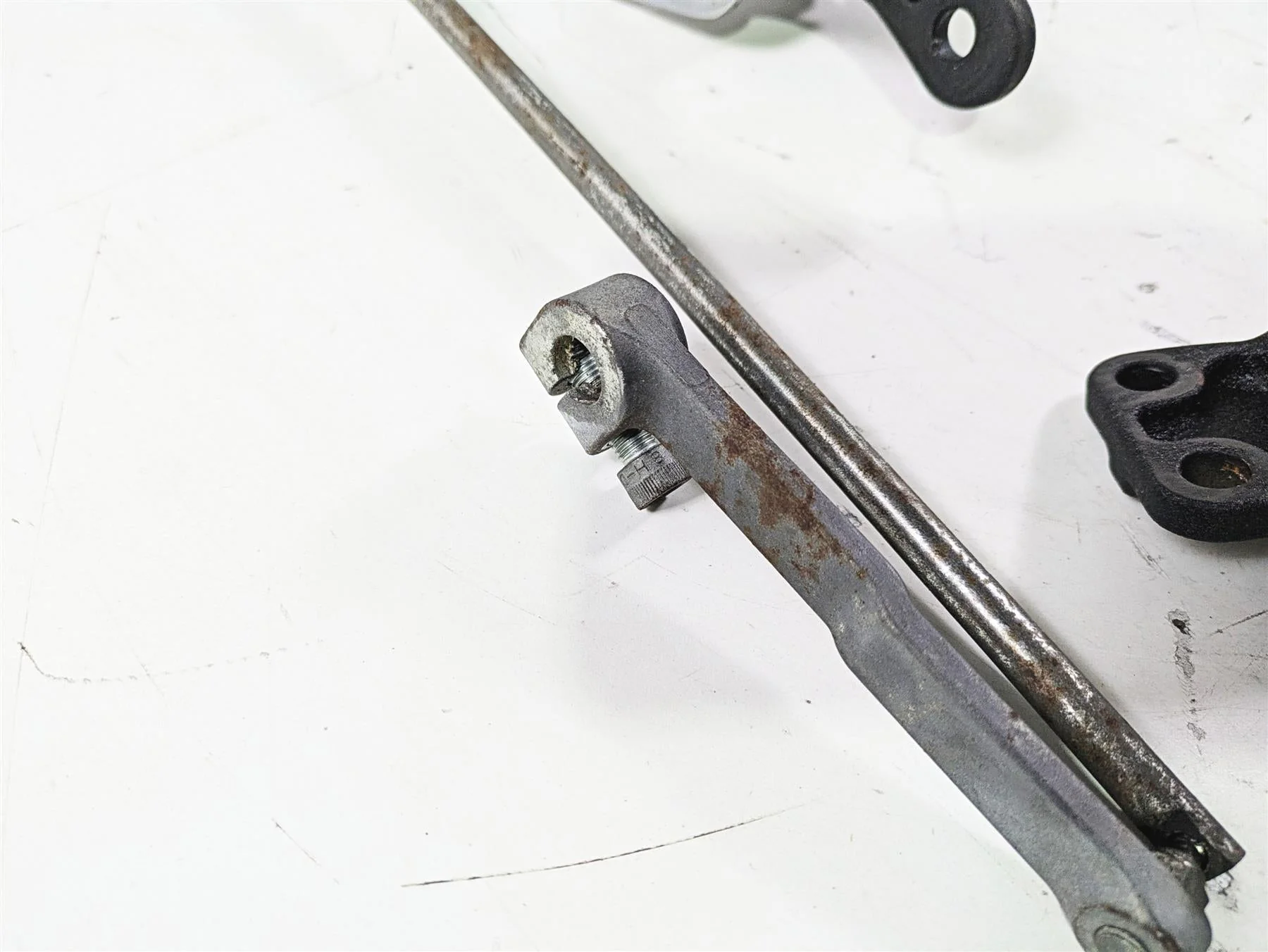 2007 Harley FXDWG Dyna Wide Glide Crested Footpeg Shift Brake Pedal Set 33693-03 - Image 12