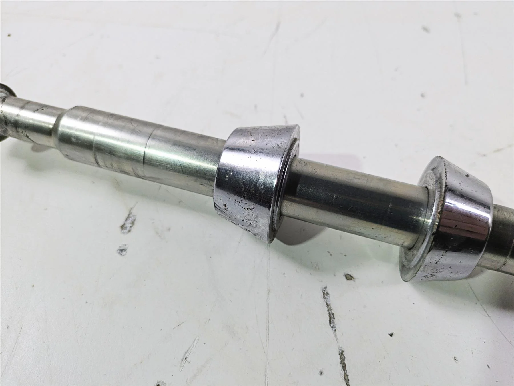 2007 Harley FXDWG Dyna Wide Glide Front Axle Wheel Spindle 40923-06 - Image 8