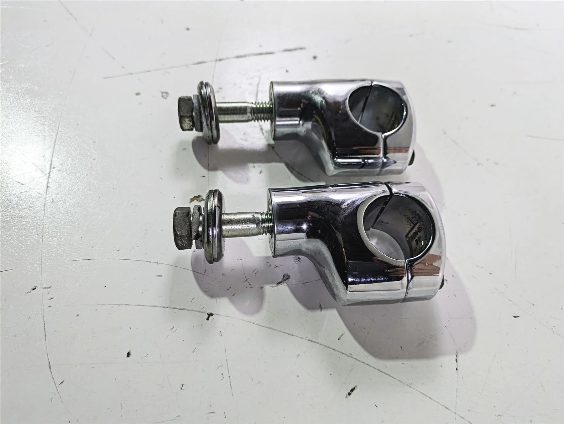 2007 Harley FXDWG Dyna Wide Glide Handlebar Riser Holder Clamp Mount 56613-06 - Image 12