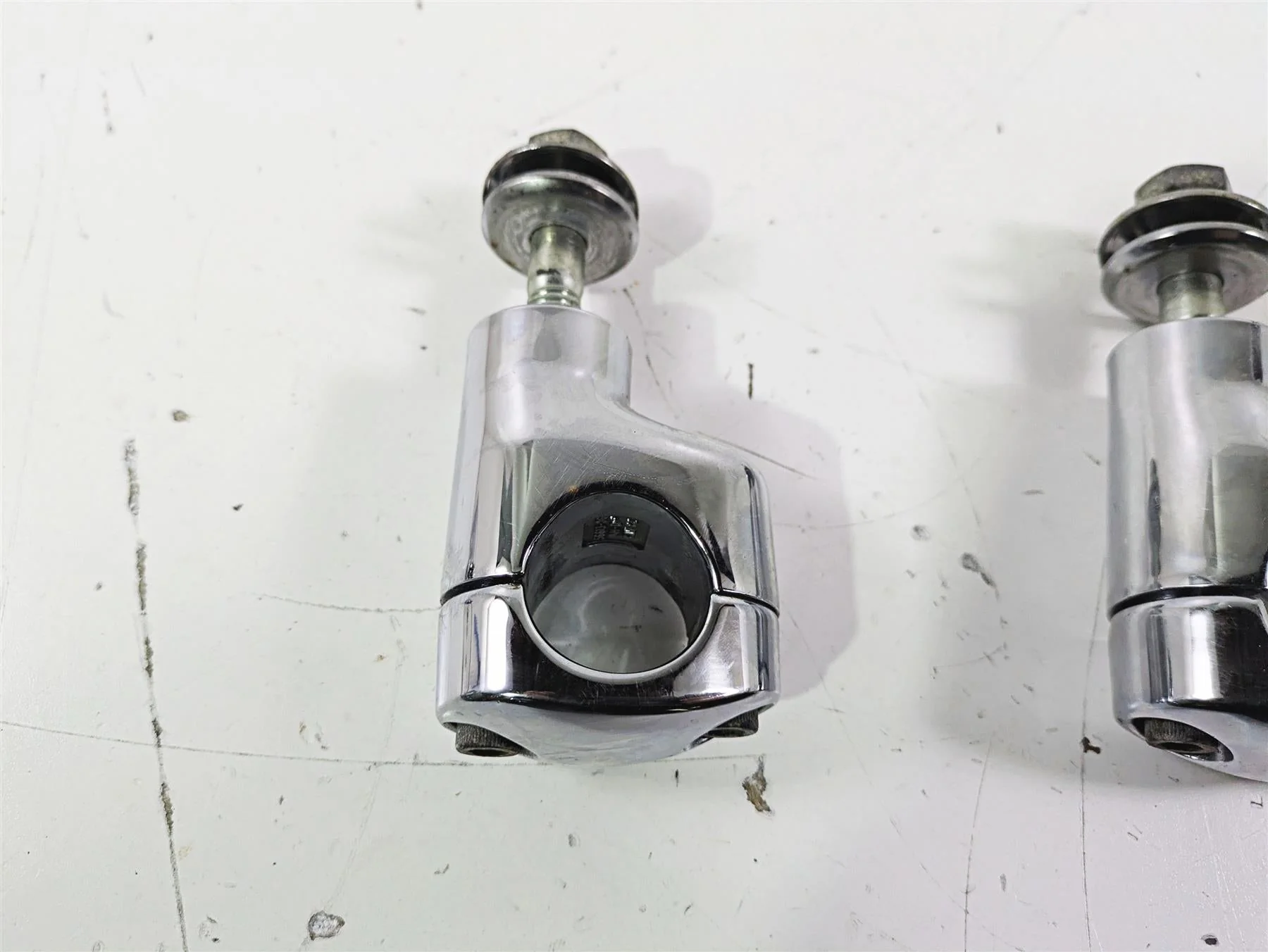 2007 Harley FXDWG Dyna Wide Glide Handlebar Riser Holder Clamp Mount 56613-06 - Image 8