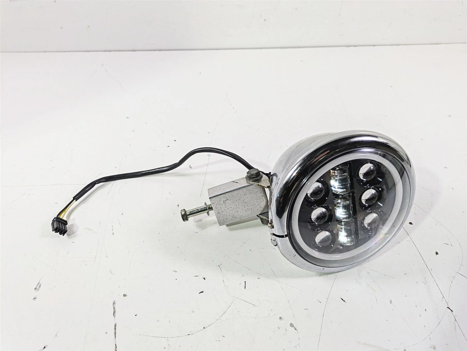 2007 Harley FXDWG Dyna Wide Glide Led Headlight Head Light 5-3/4" 69691-06B