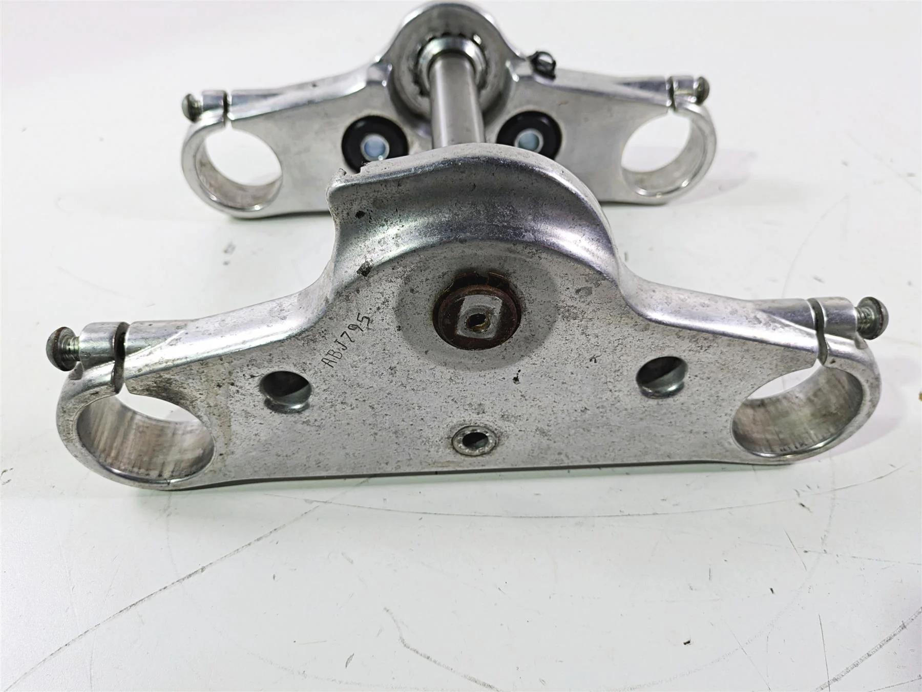 2007 Harley FXDWG Dyna Wide Glide Lower & Upper Triple Tree 49mm Set 46317-07 - Image 10