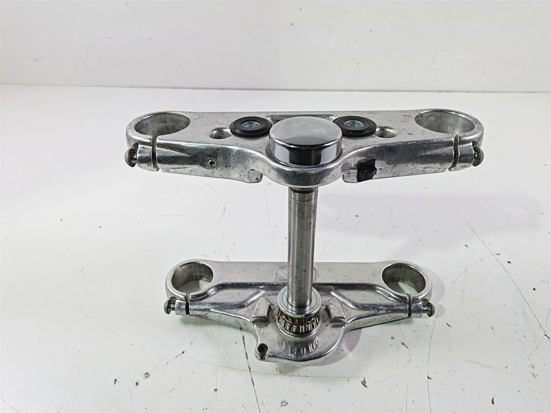 2007 Harley FXDWG Dyna Wide Glide Lower & Upper Triple Tree 49mm Set 46317-07 - Image 3
