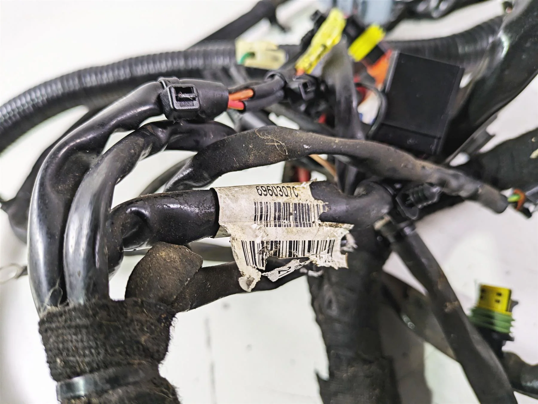 2007 Harley FXDWG Dyna Wide Glide Main Wiring Harness Loom - No Cut 69603-07 - Image 2
