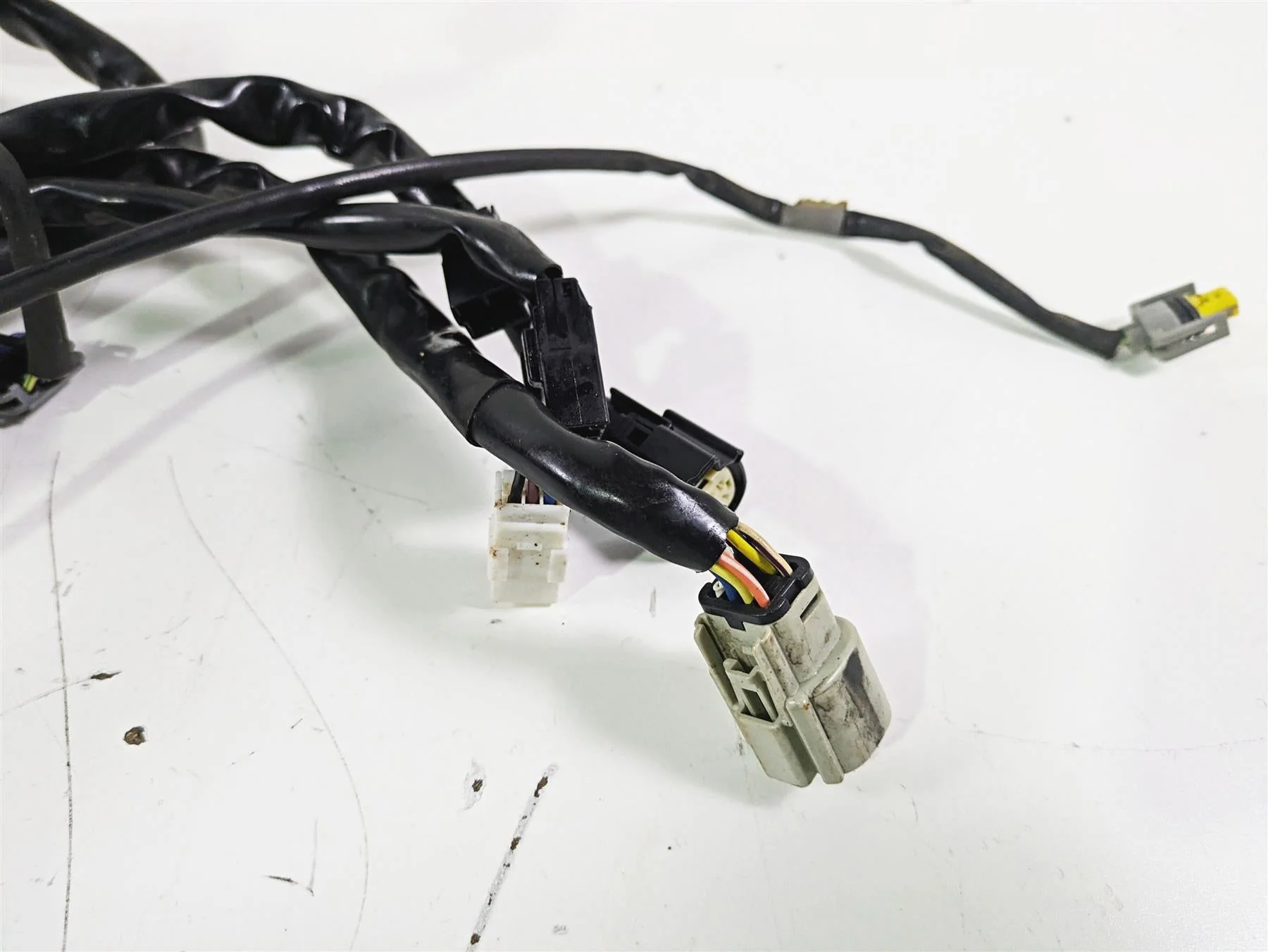 2007 Harley FXDWG Dyna Wide Glide Main Wiring Harness Loom - No Cut 69603-07 - Image 9