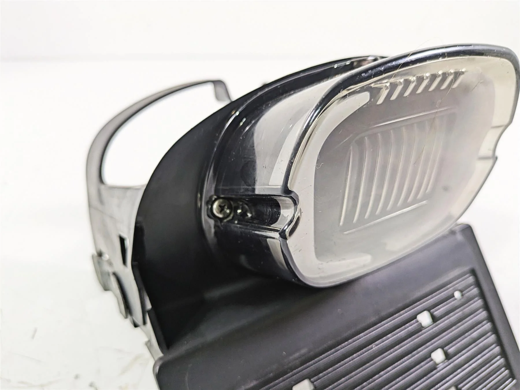 2007 Harley FXDWG Dyna Wide Glide Plate Holder Led Taillight Set - Read 59546-06 - Image 9