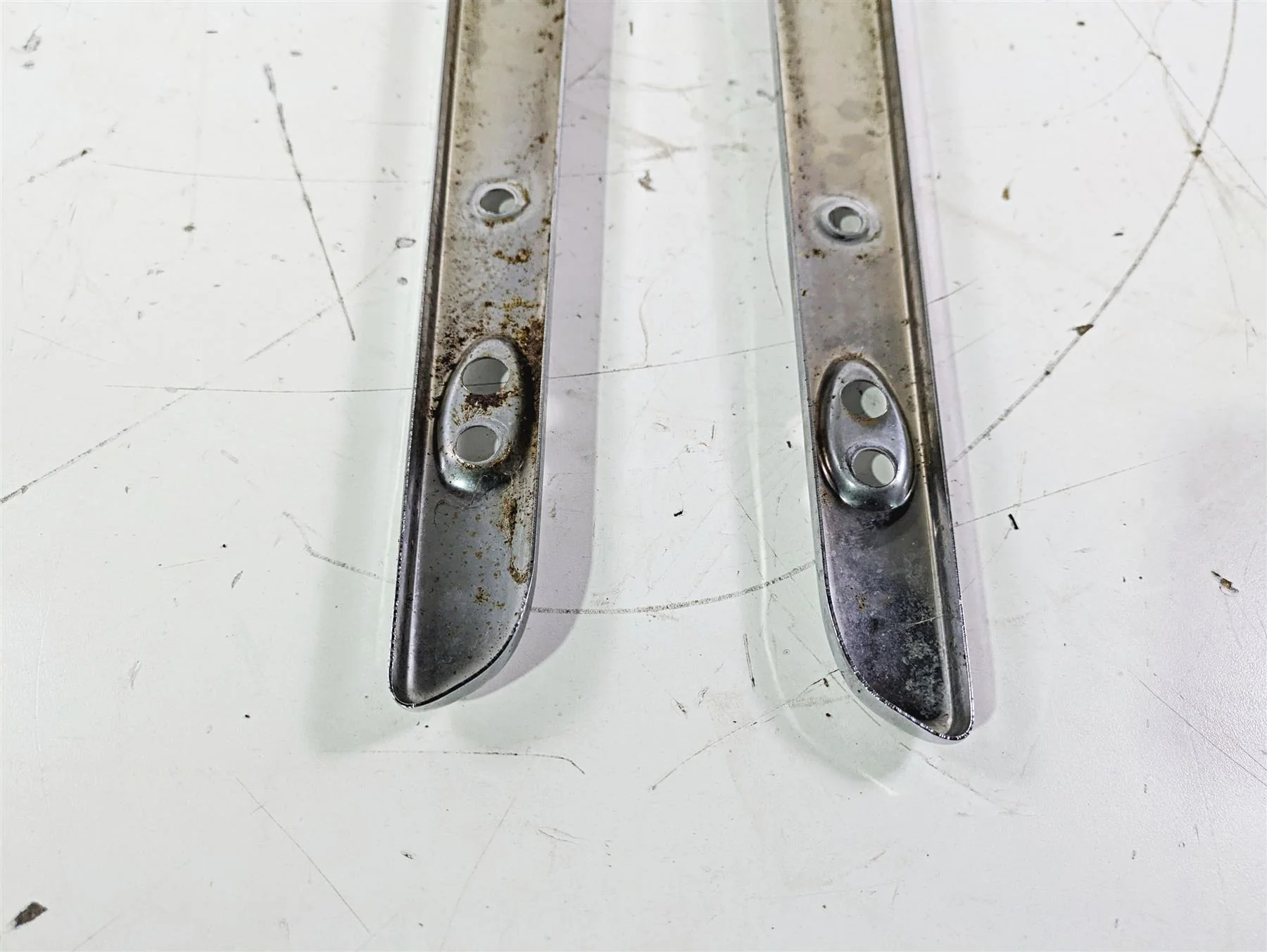 2007 Harley FXDWG Dyna Wide Glide Rear Fender Chrome Struts Braces 59893-06 - Image 11