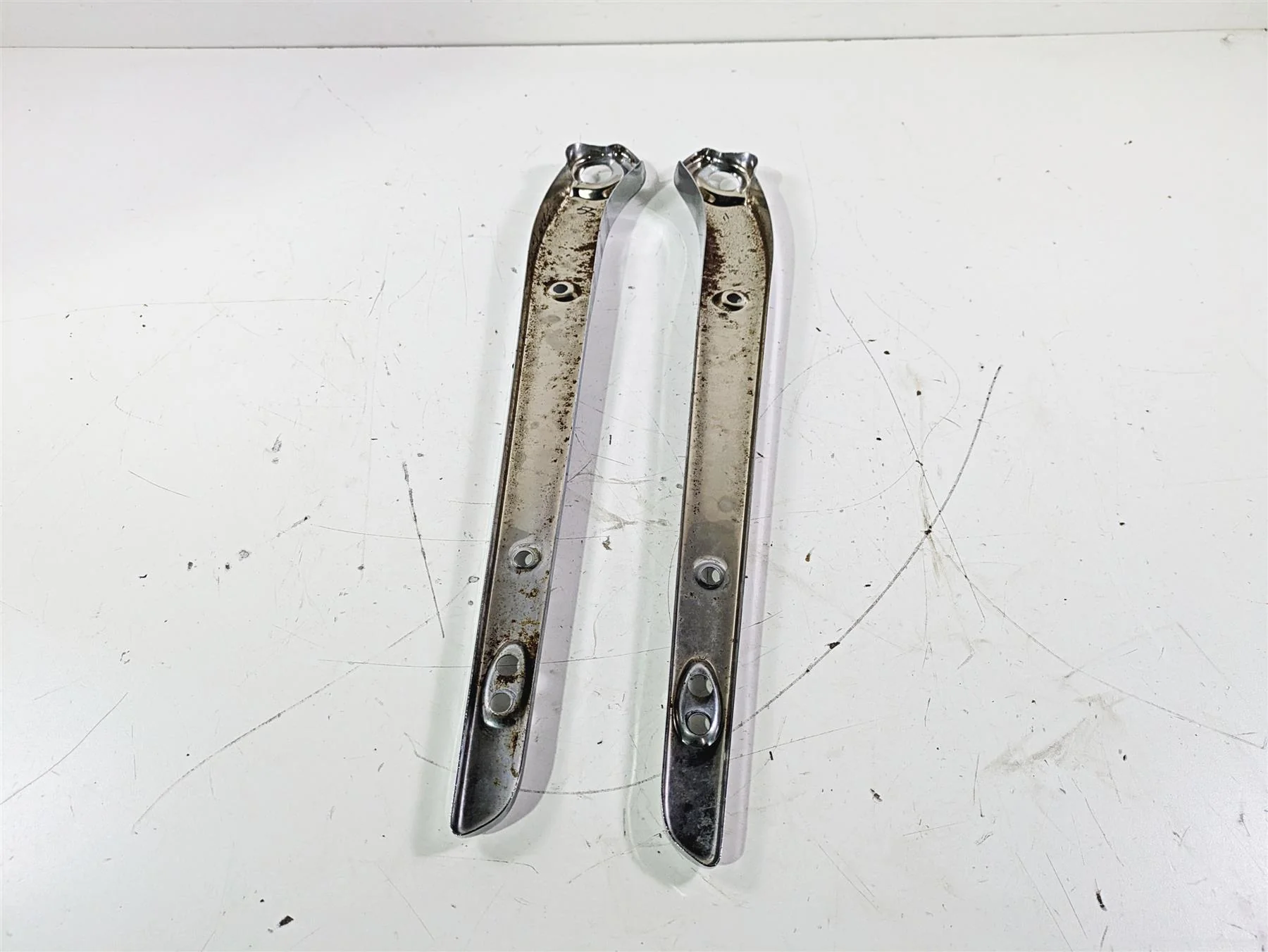 2007 Harley FXDWG Dyna Wide Glide Rear Fender Chrome Struts Braces 59893-06 - Image 9